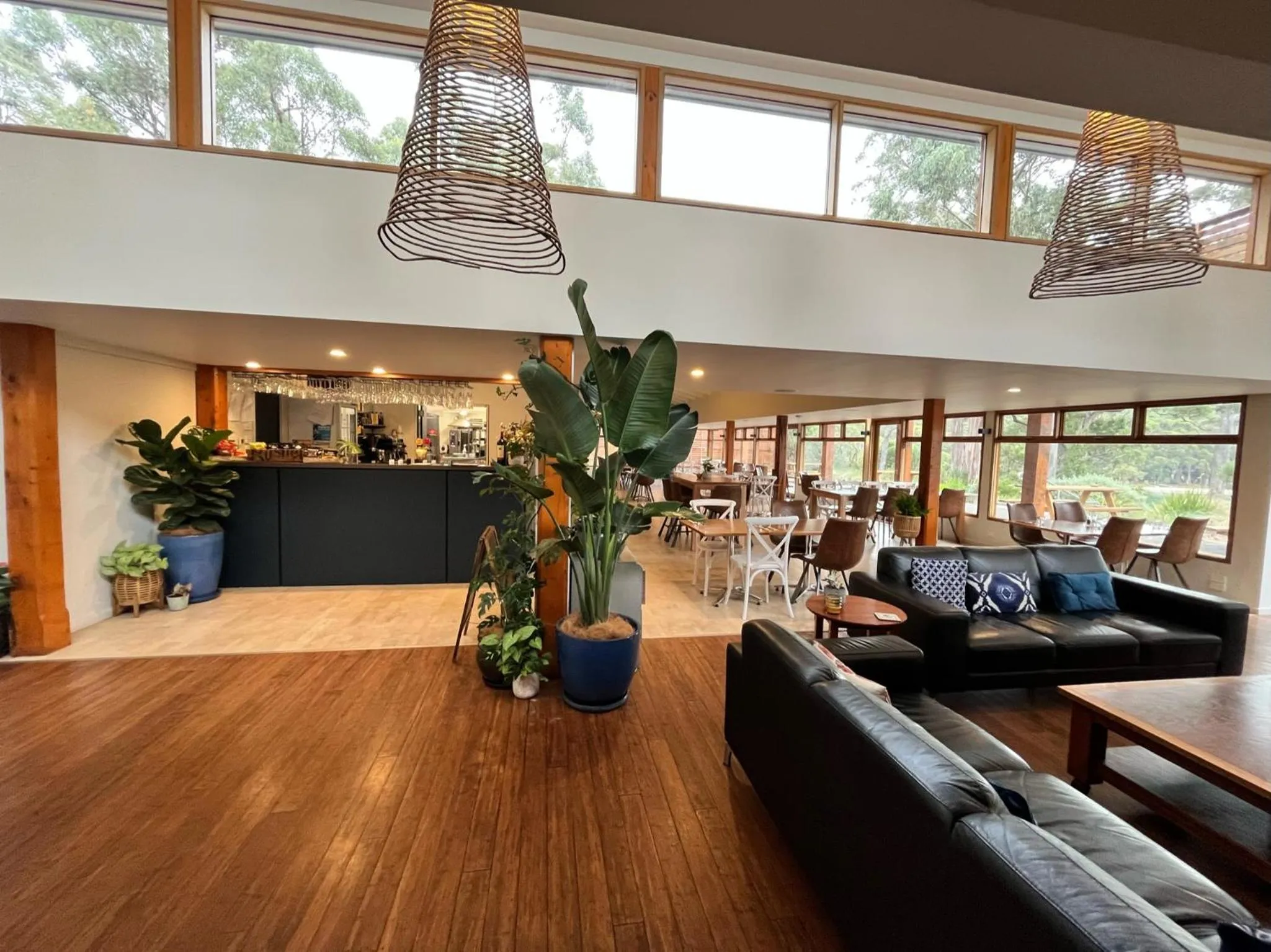 Restaurant/places to eat in Stewarts Bay Lodge