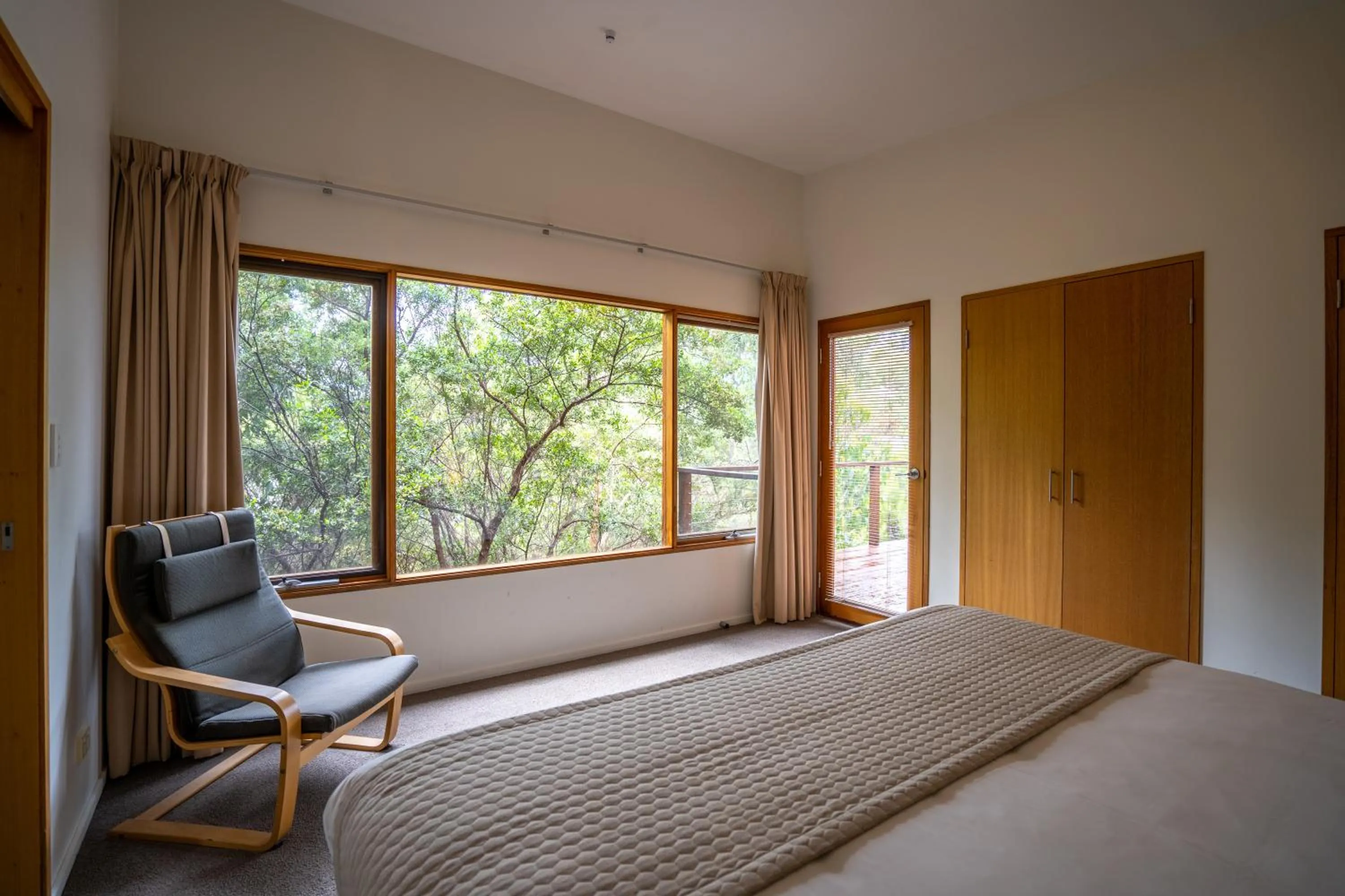 Bedroom, Bed in Stewarts Bay Lodge