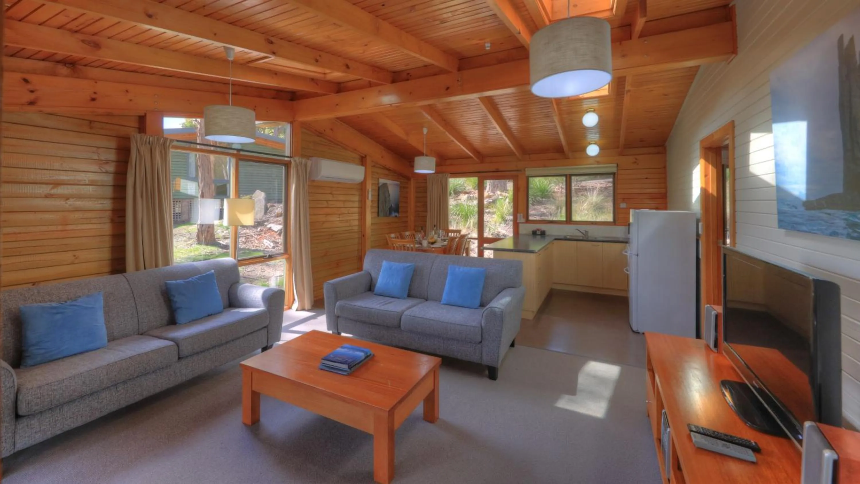 Living room in Stewarts Bay Lodge