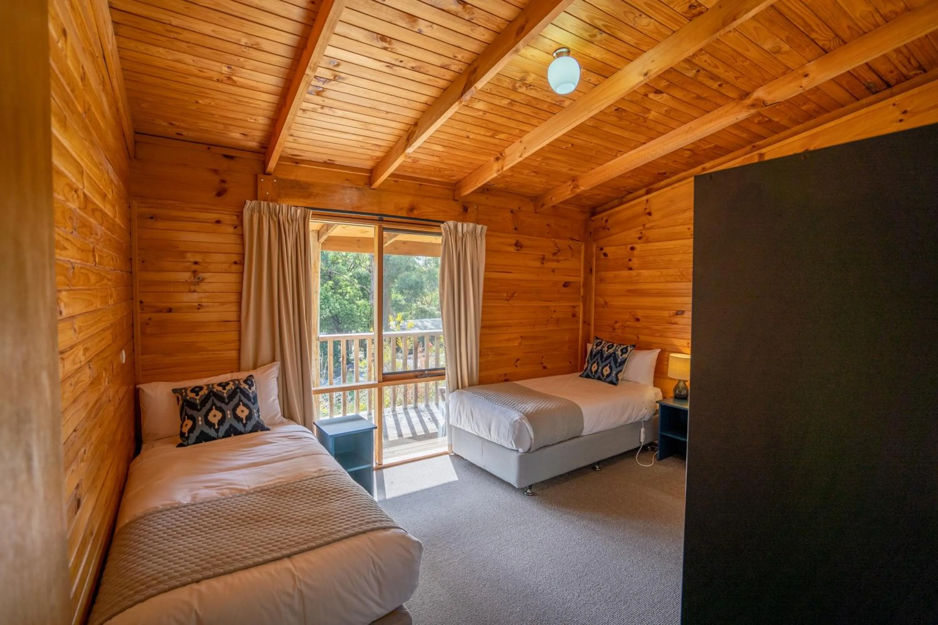 Bedroom, Bed in Stewarts Bay Lodge