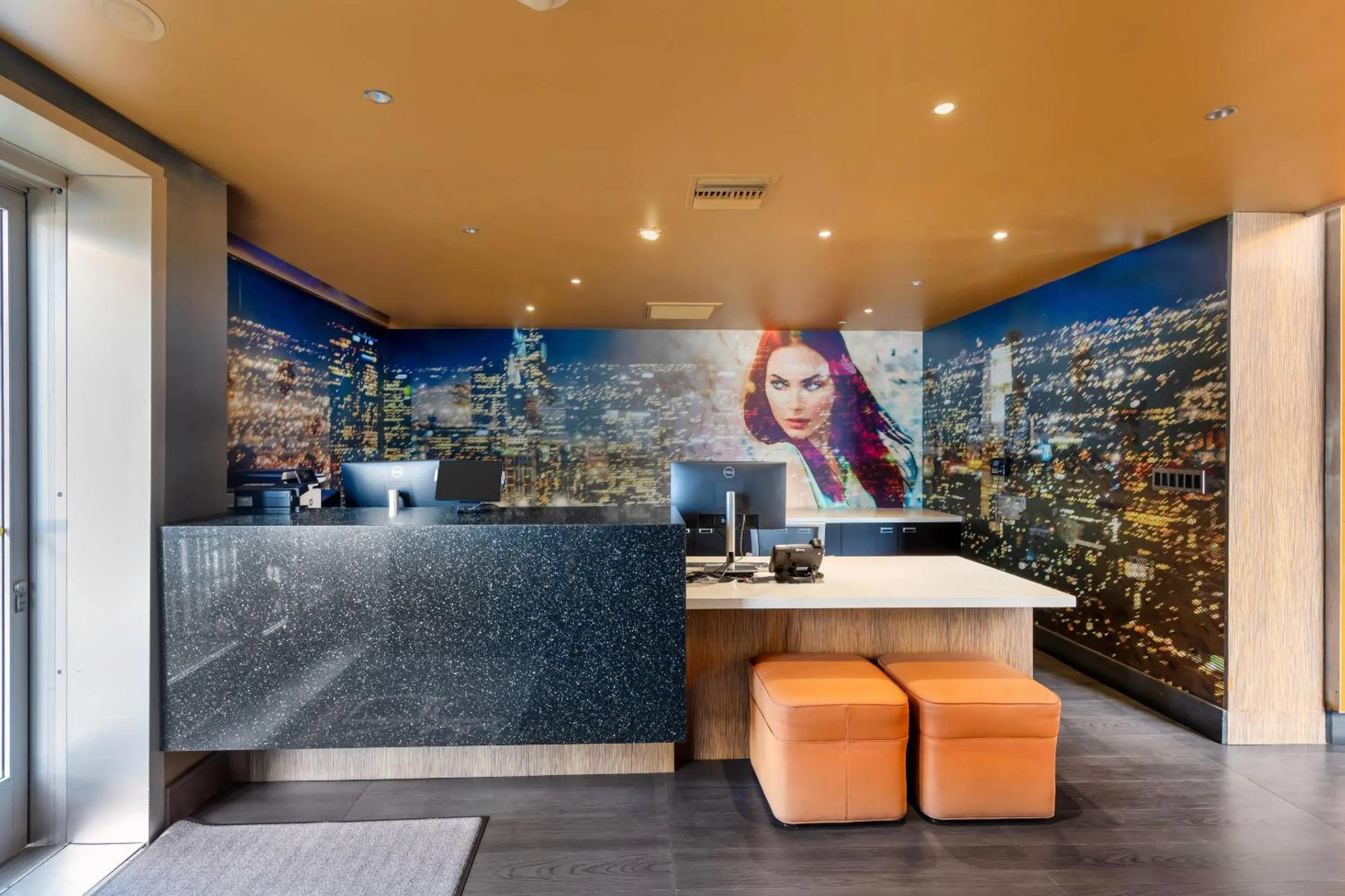 Lobby or reception in BLVD Hotel and Studios Universal-Hollywood, an Ascend Collection Hotel