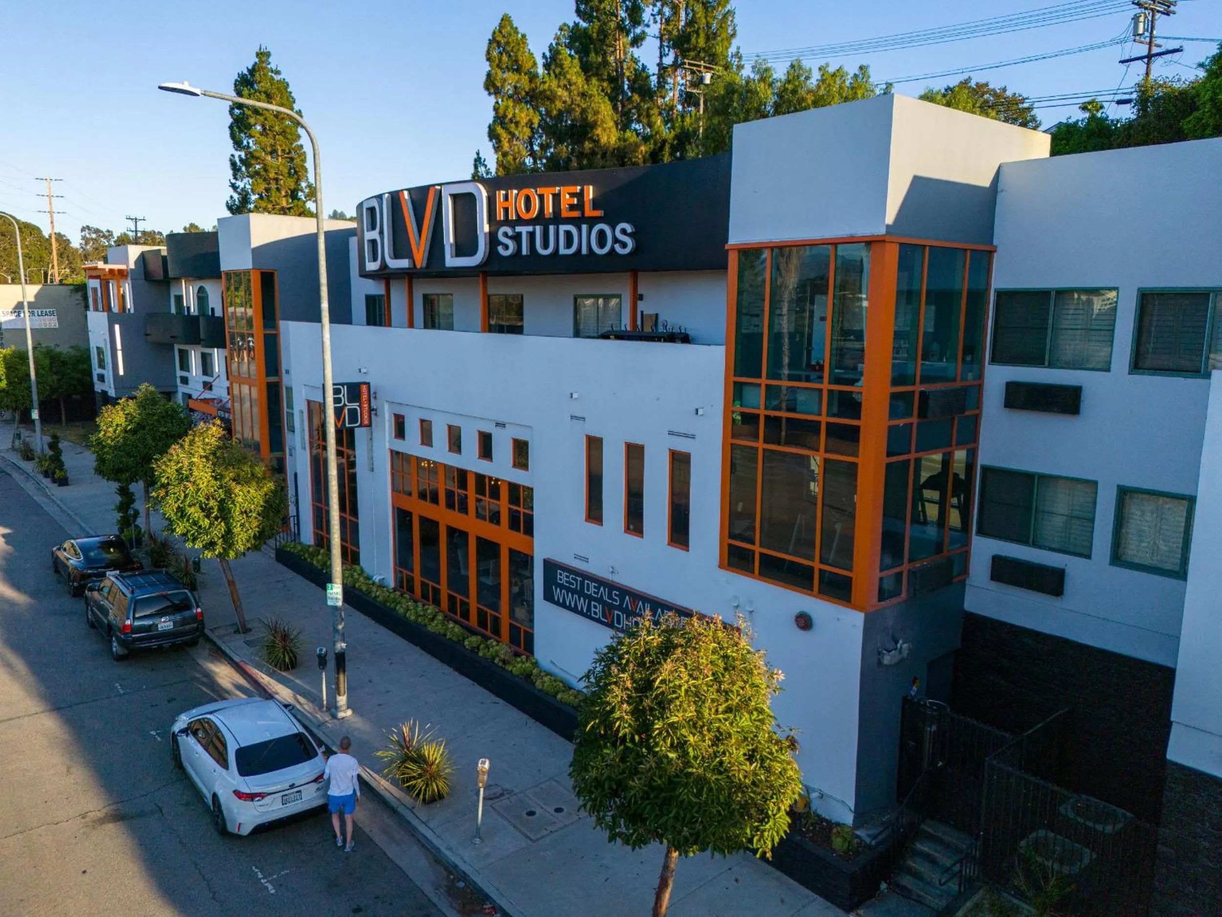 Property building in BLVD Hotel and Studios Universal-Hollywood, an Ascend Collection Hotel