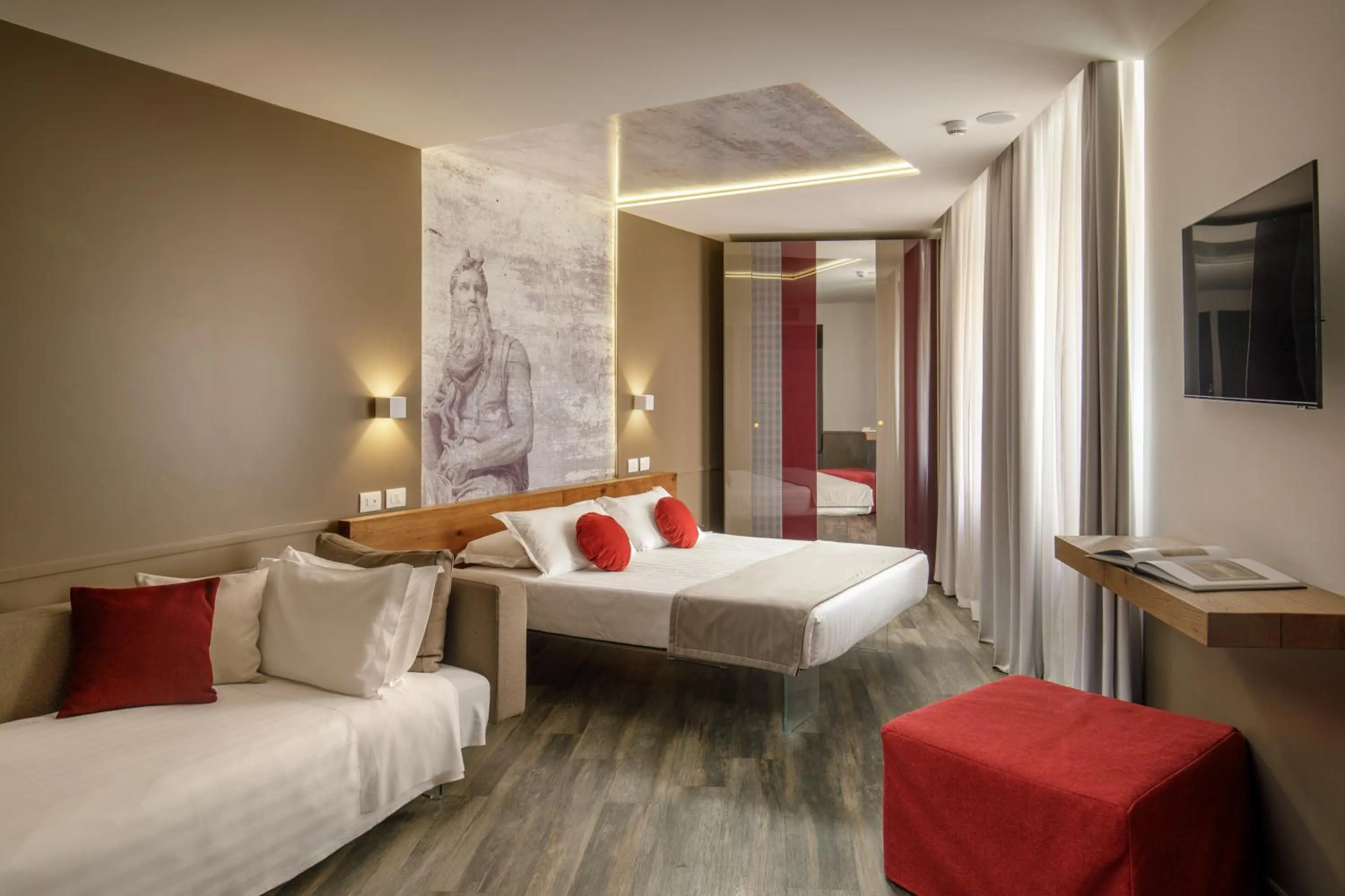 Bedroom, Bed in Hotel Regno