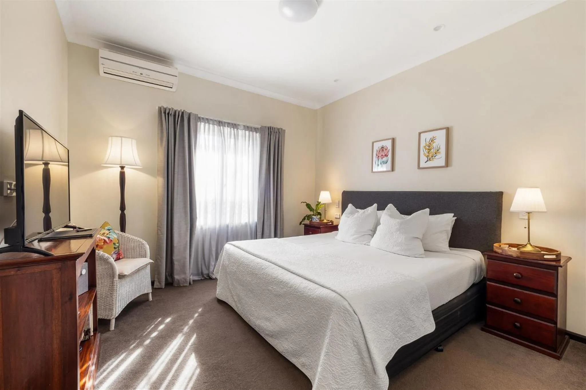 Bedroom, Bed in Margaret River Guest House