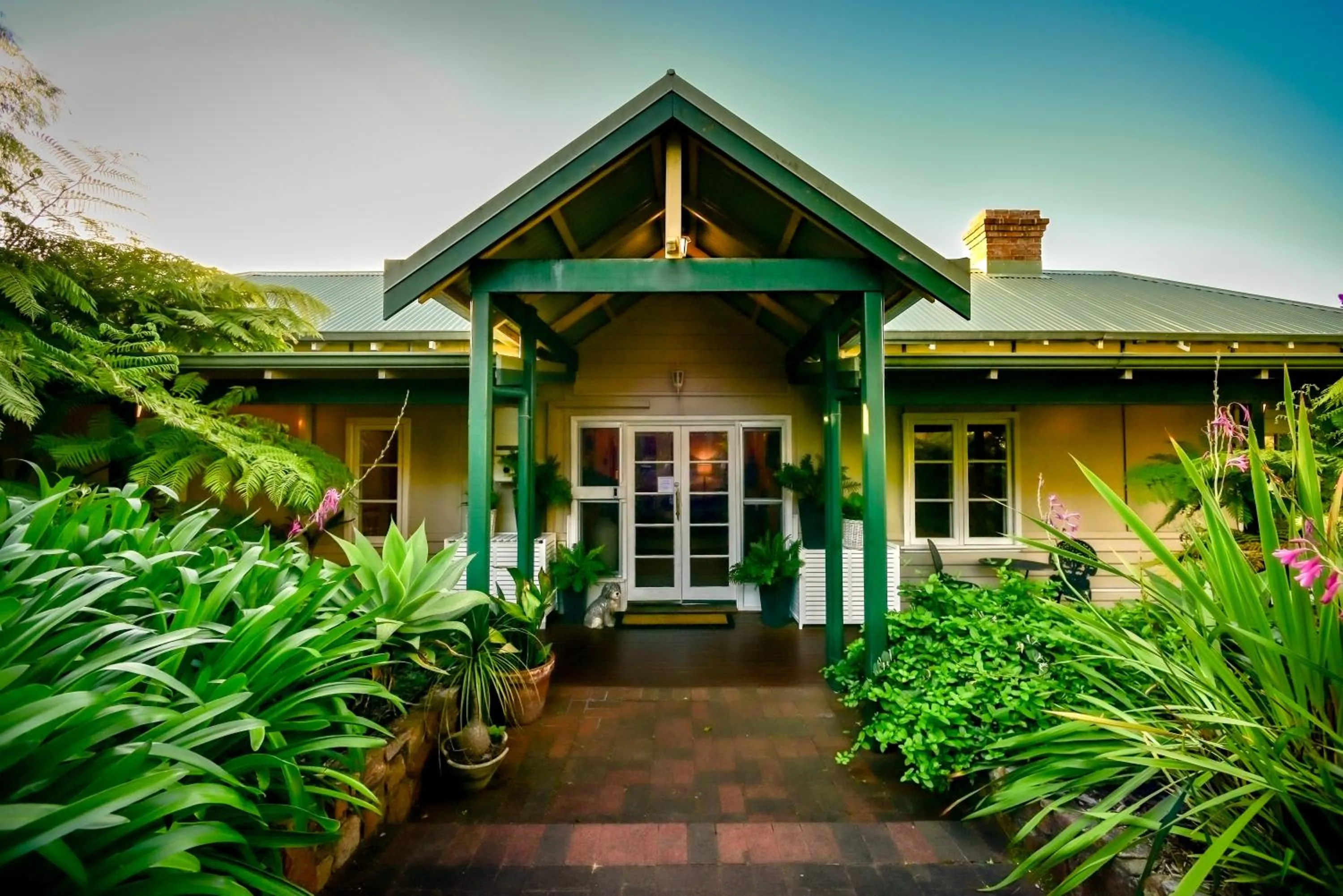 Property building in Margaret River Guest House