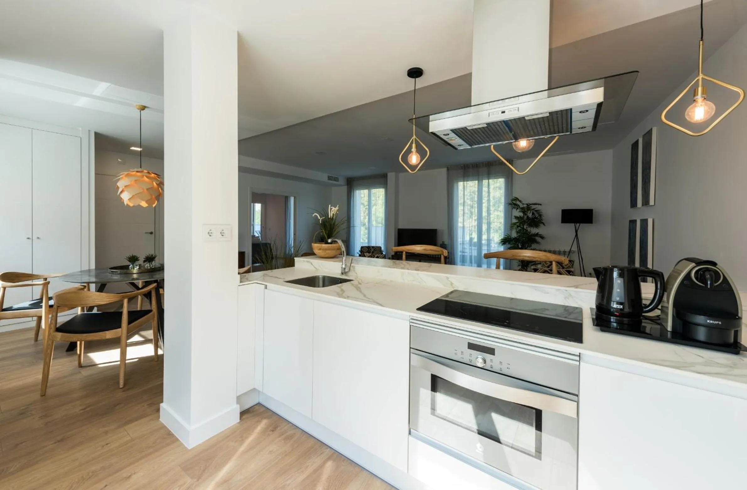 Kitchen or kitchenette in Plaza de España Skyline