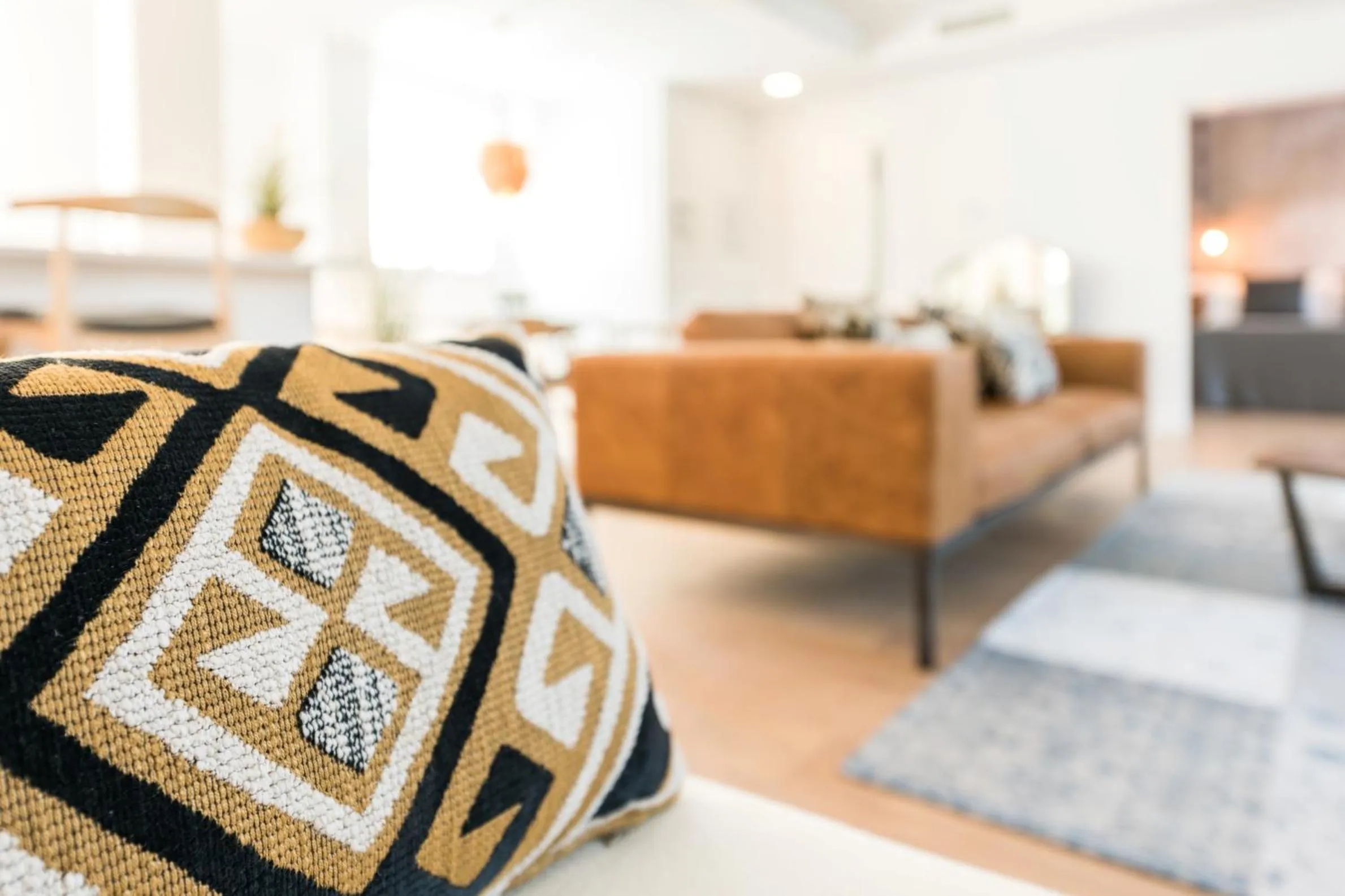 Living room, Bed in Plaza de España Skyline