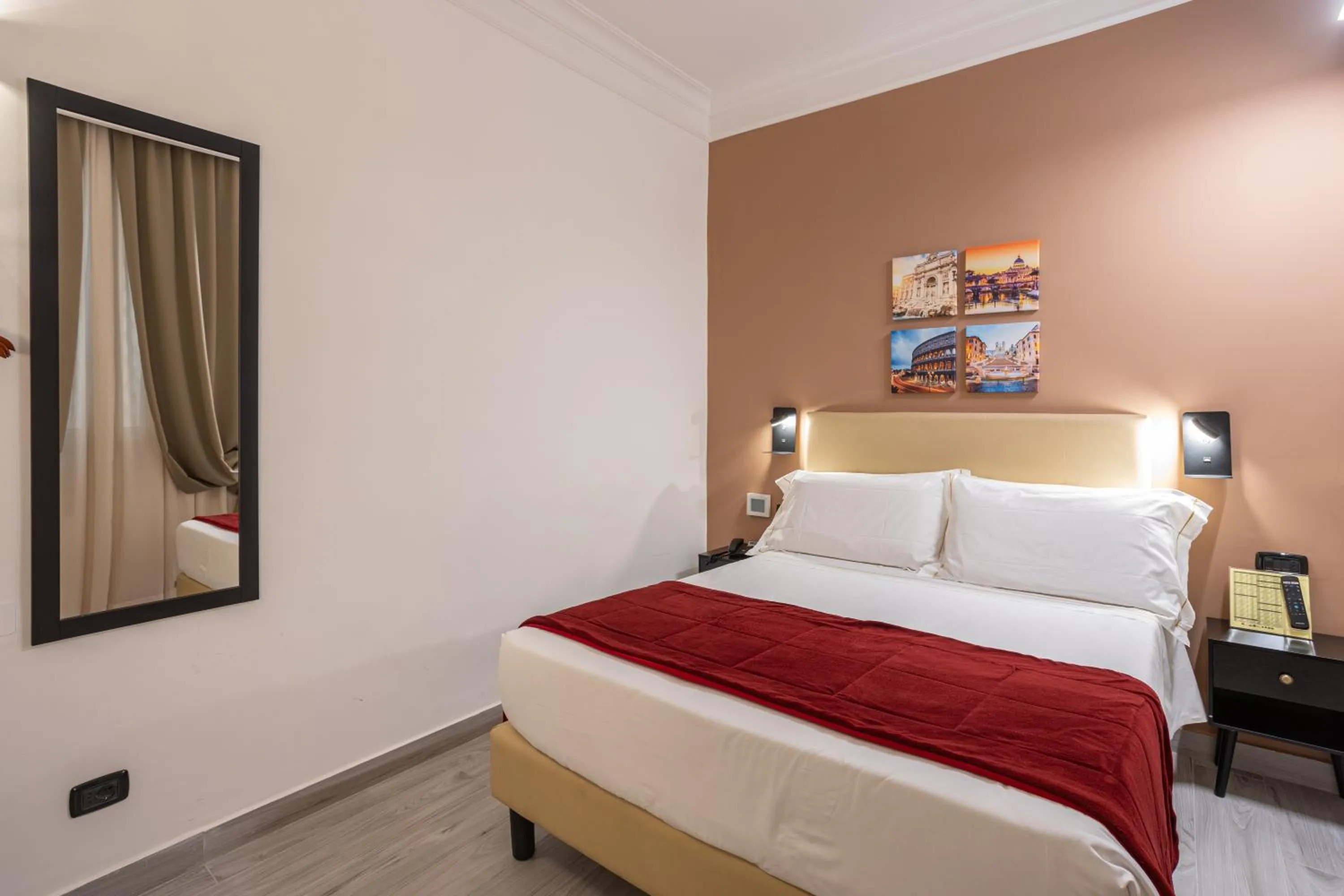 Bedroom, Bed in Hotel Manfredi Suite In Rome