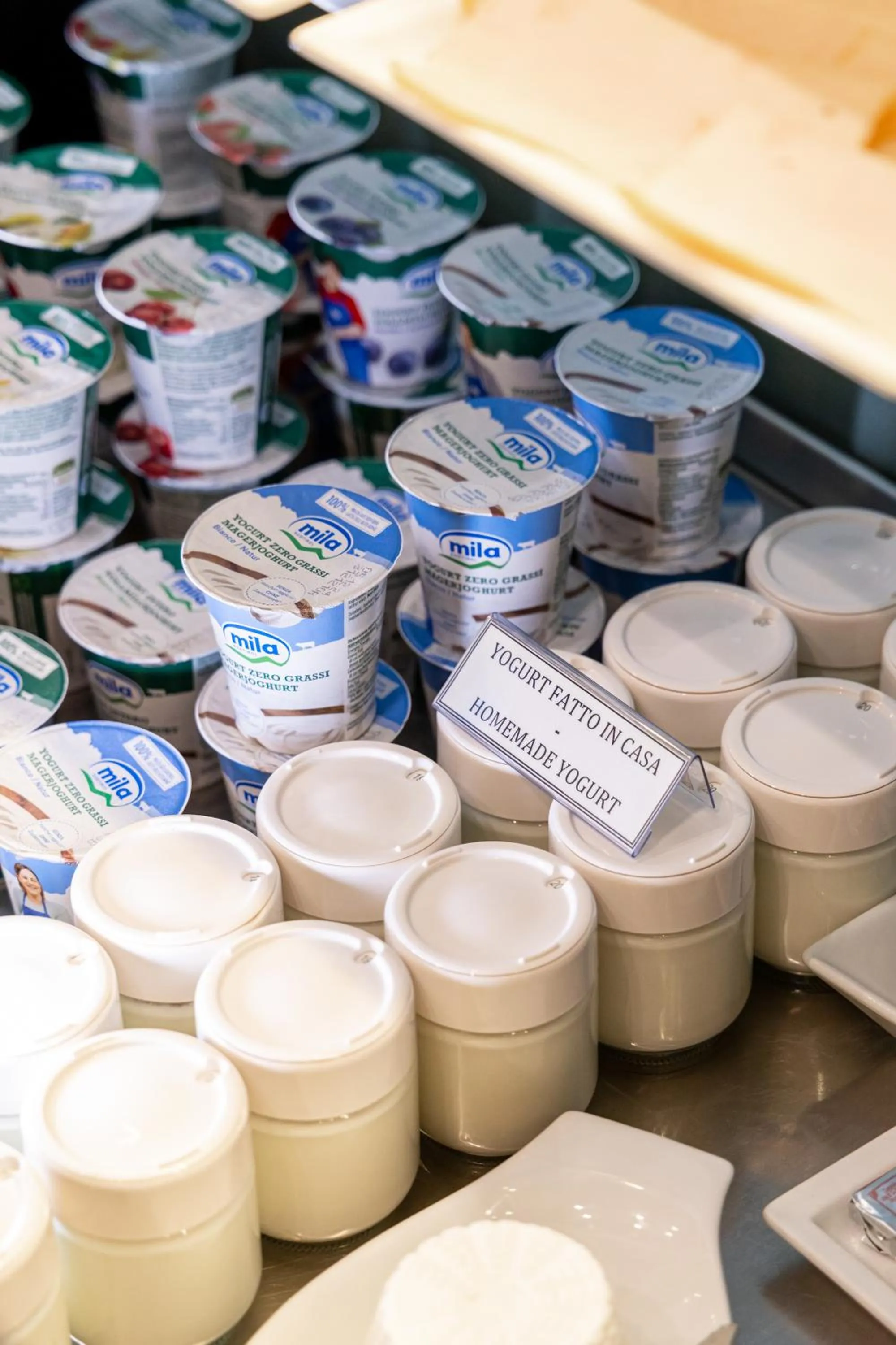 Food and drinks in Hotel Manfredi Suite In Rome