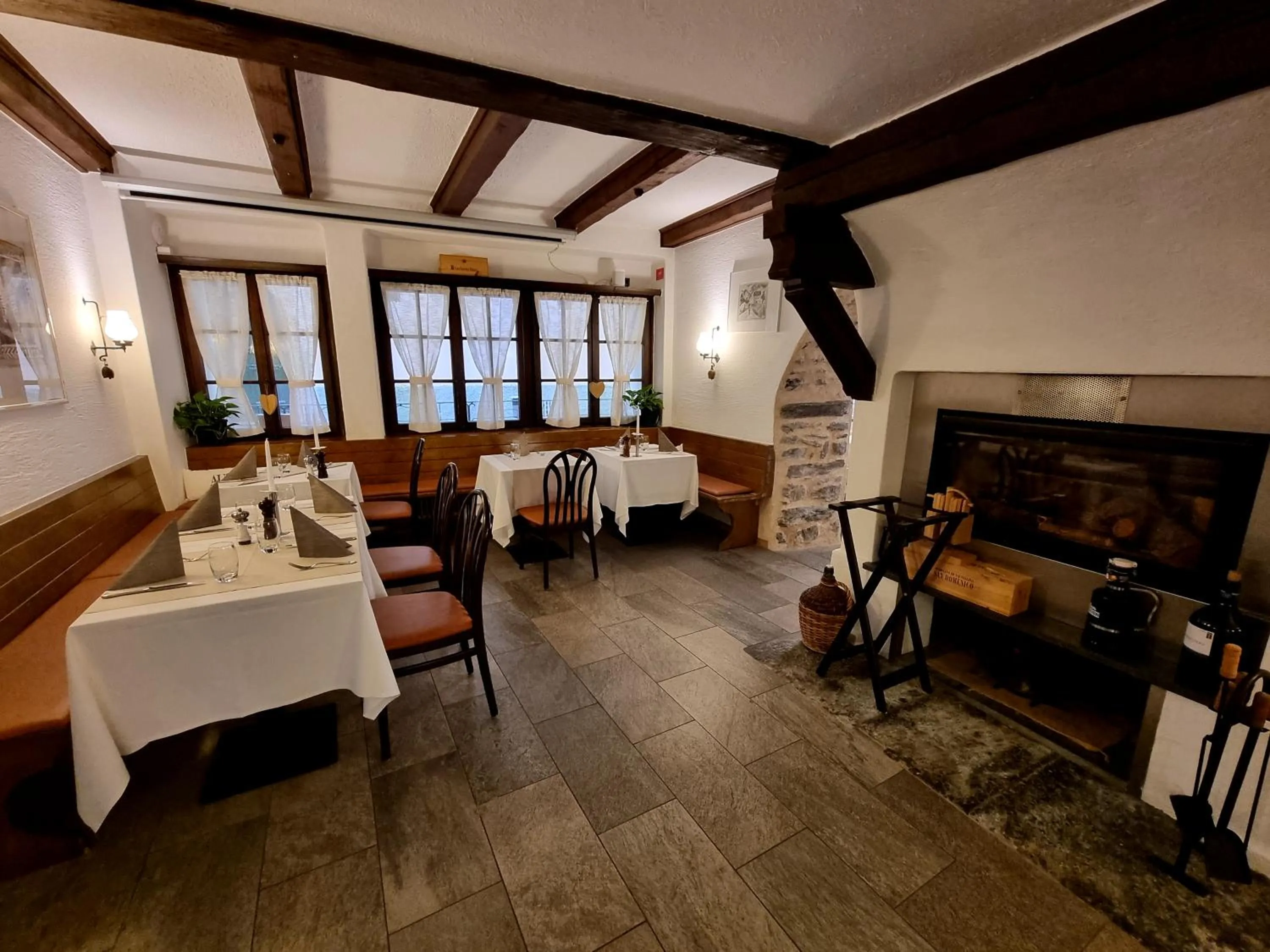 Restaurant/places to eat in Hotel Centrale, Typically Swiss