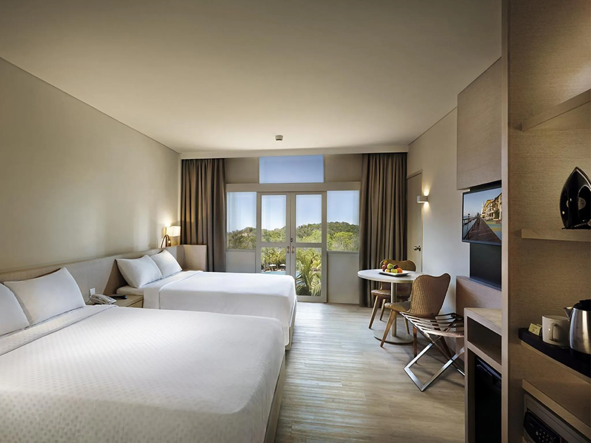 Shower, Bed in Resorts World Langkawi