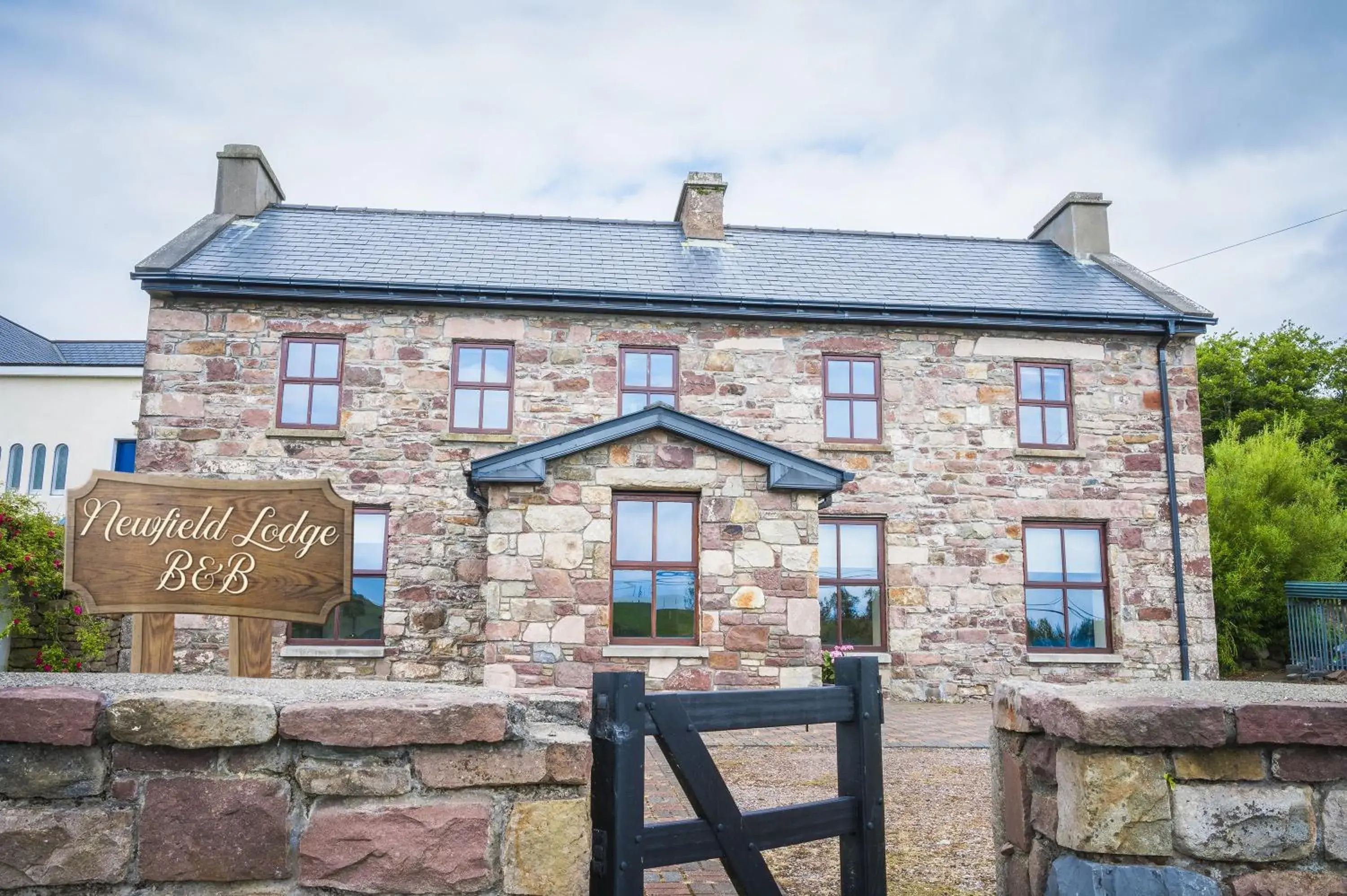 Double Room in Nevins Newfield Inn Ltd Double Room in Nevins Newfield Inn Ltd