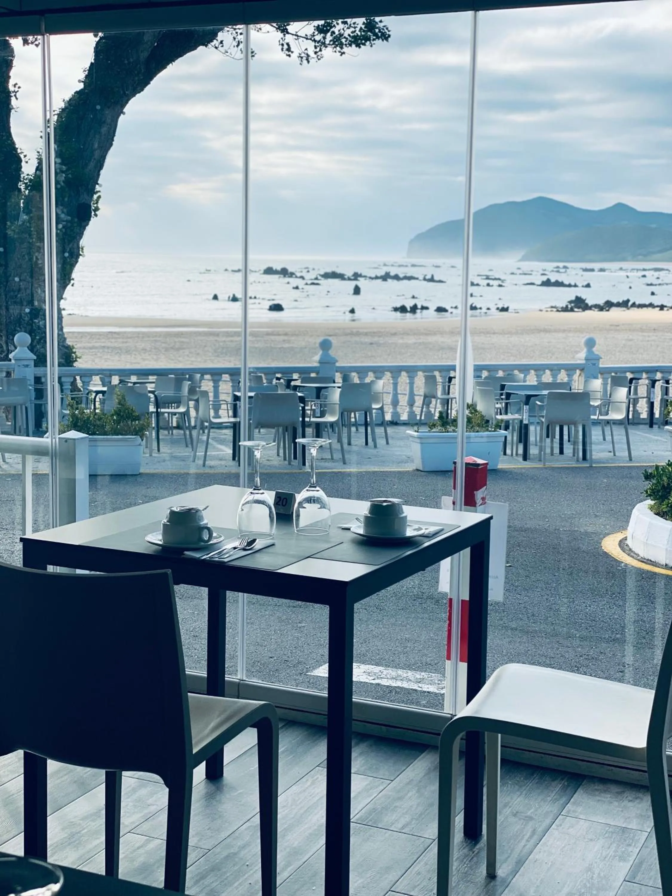 Restaurant/places to eat in Hotel Las Olas