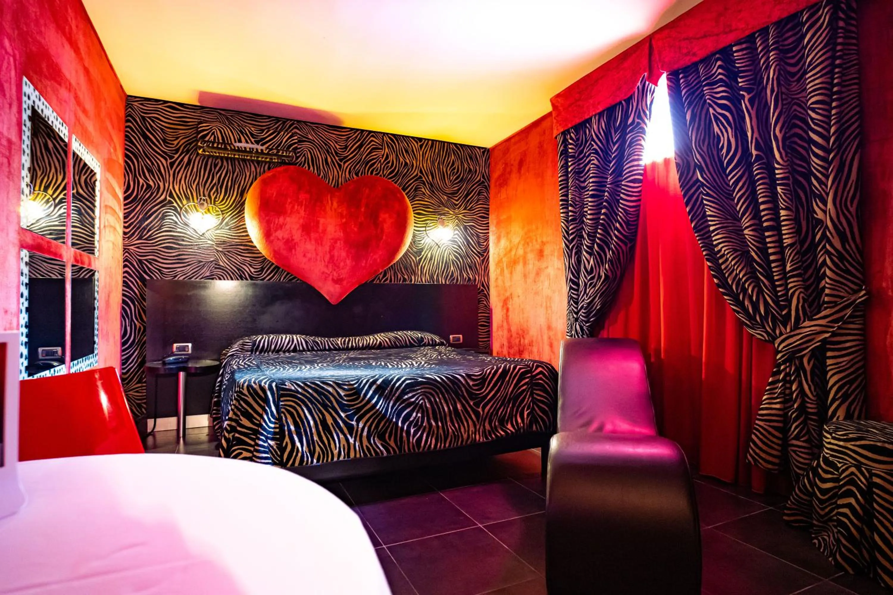 Bed in Marcantonio Hotel