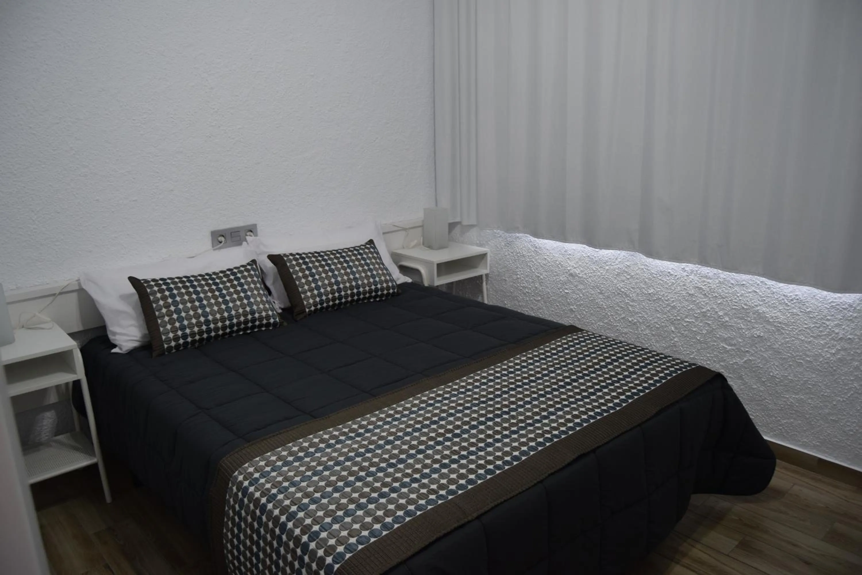 Bedroom, Bed in Apartamentos AR Muntanya Mar