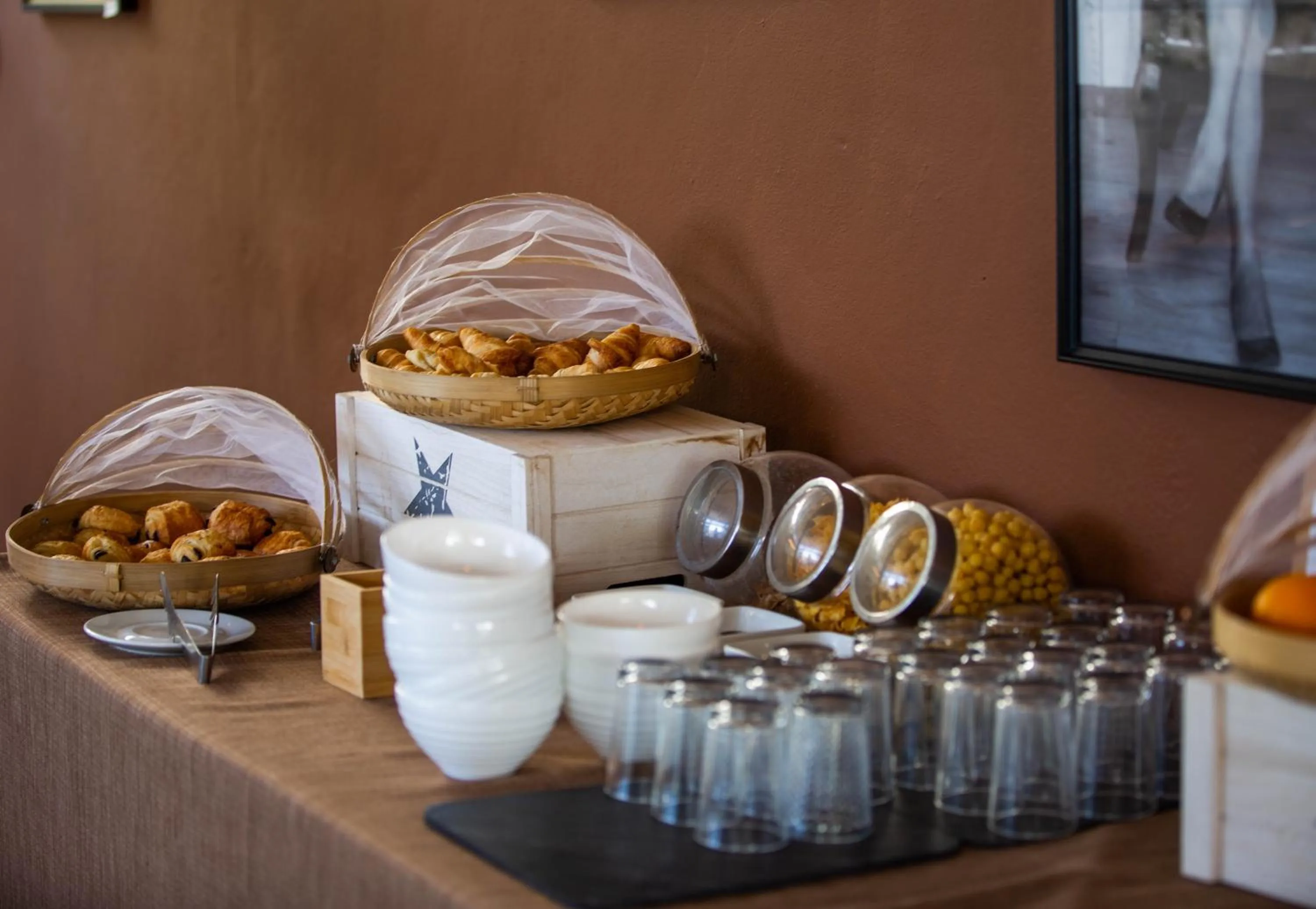 Breakfast in Hôtel Le Grand Bleu