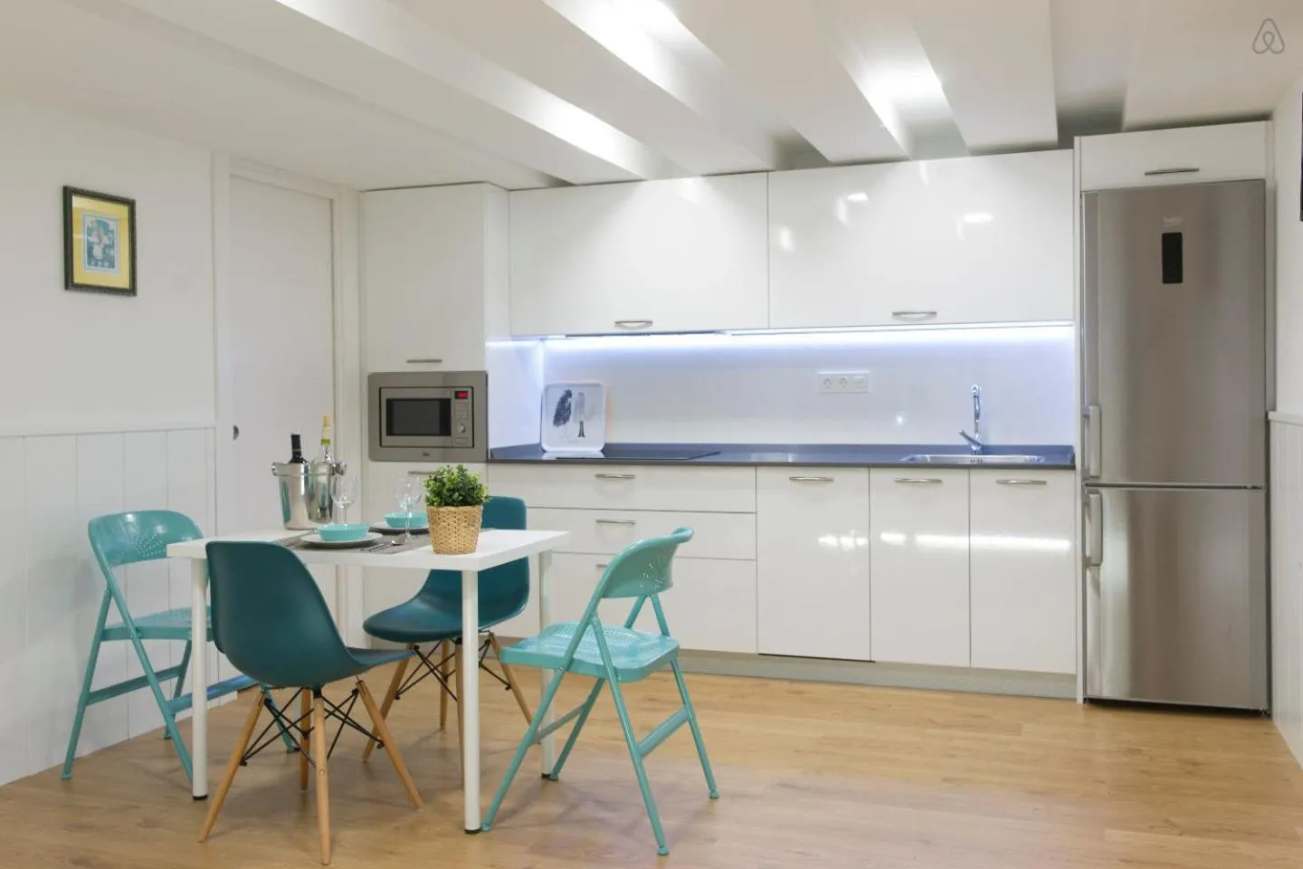 Kitchen or kitchenette in LUXURY IN OLD TOWN NEAR BEACH by www,SanSebastianApartments,es