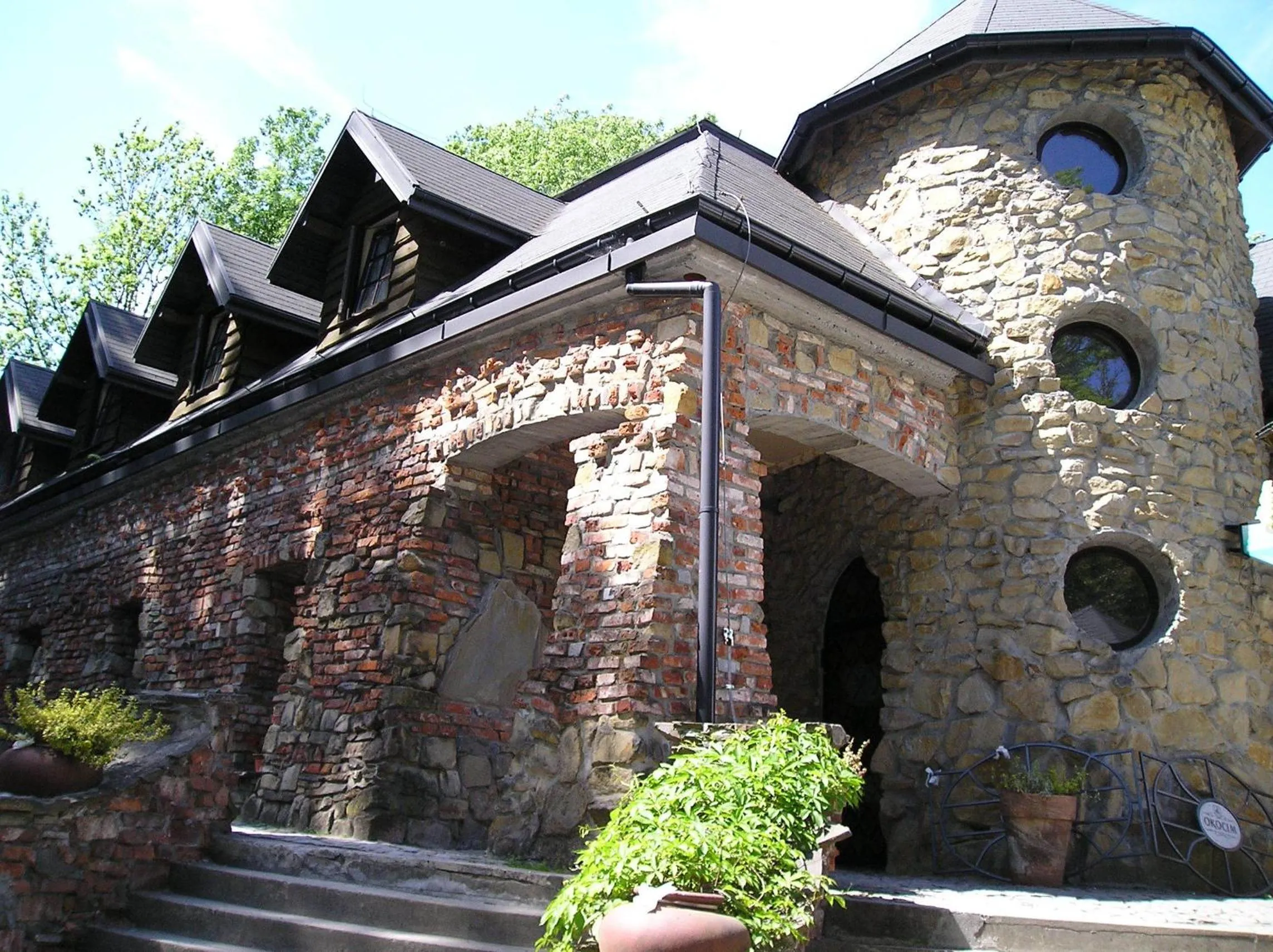 Facade/entrance in Hotel Podzamcze
