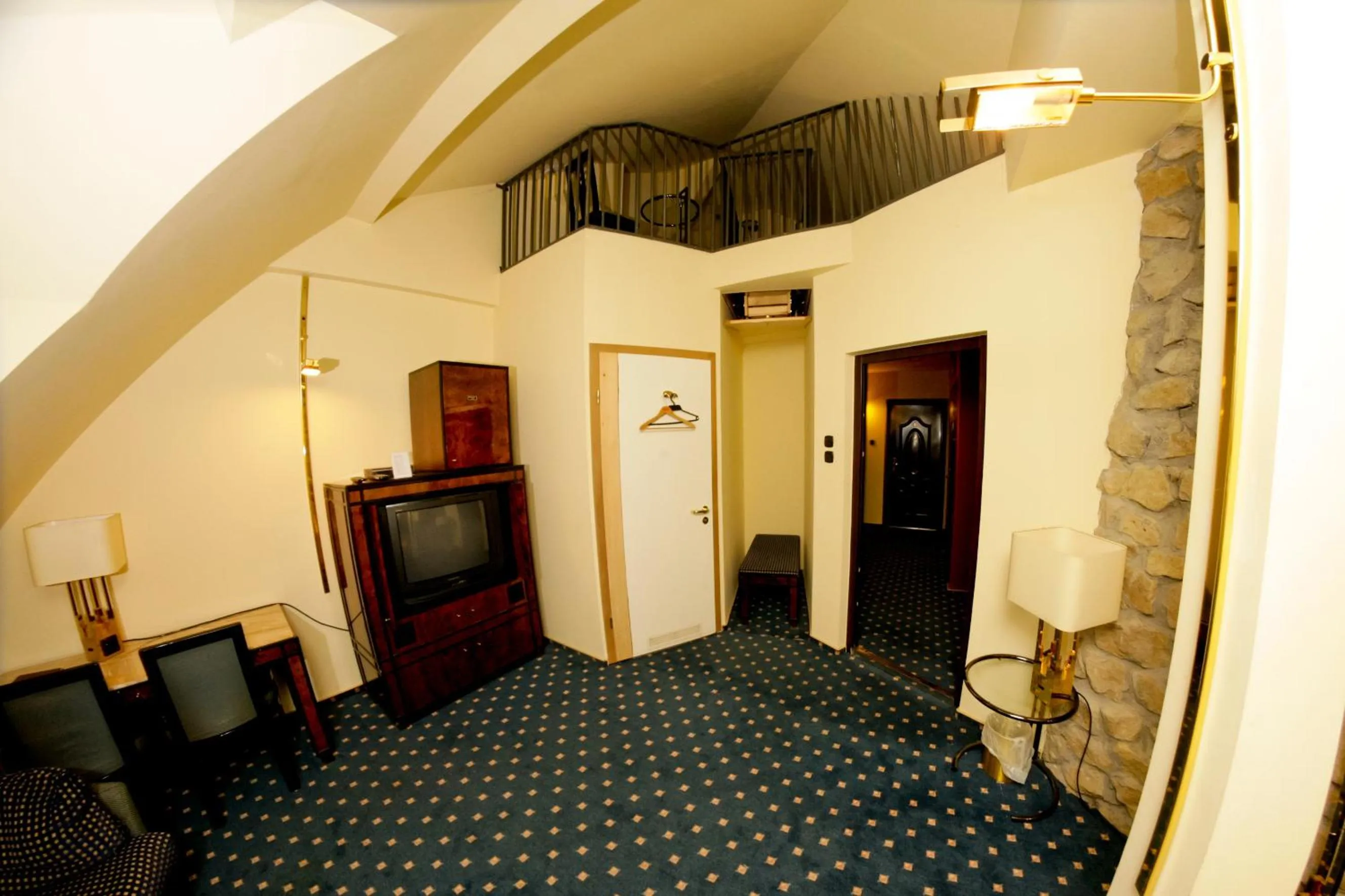 Photo of the whole room in Hotel Podzamcze