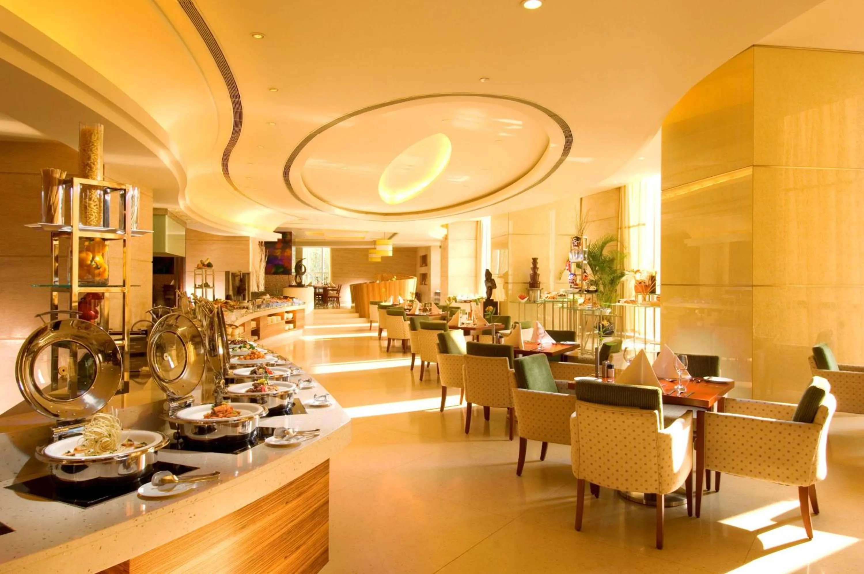Restaurant/places to eat in Hilton Hefei