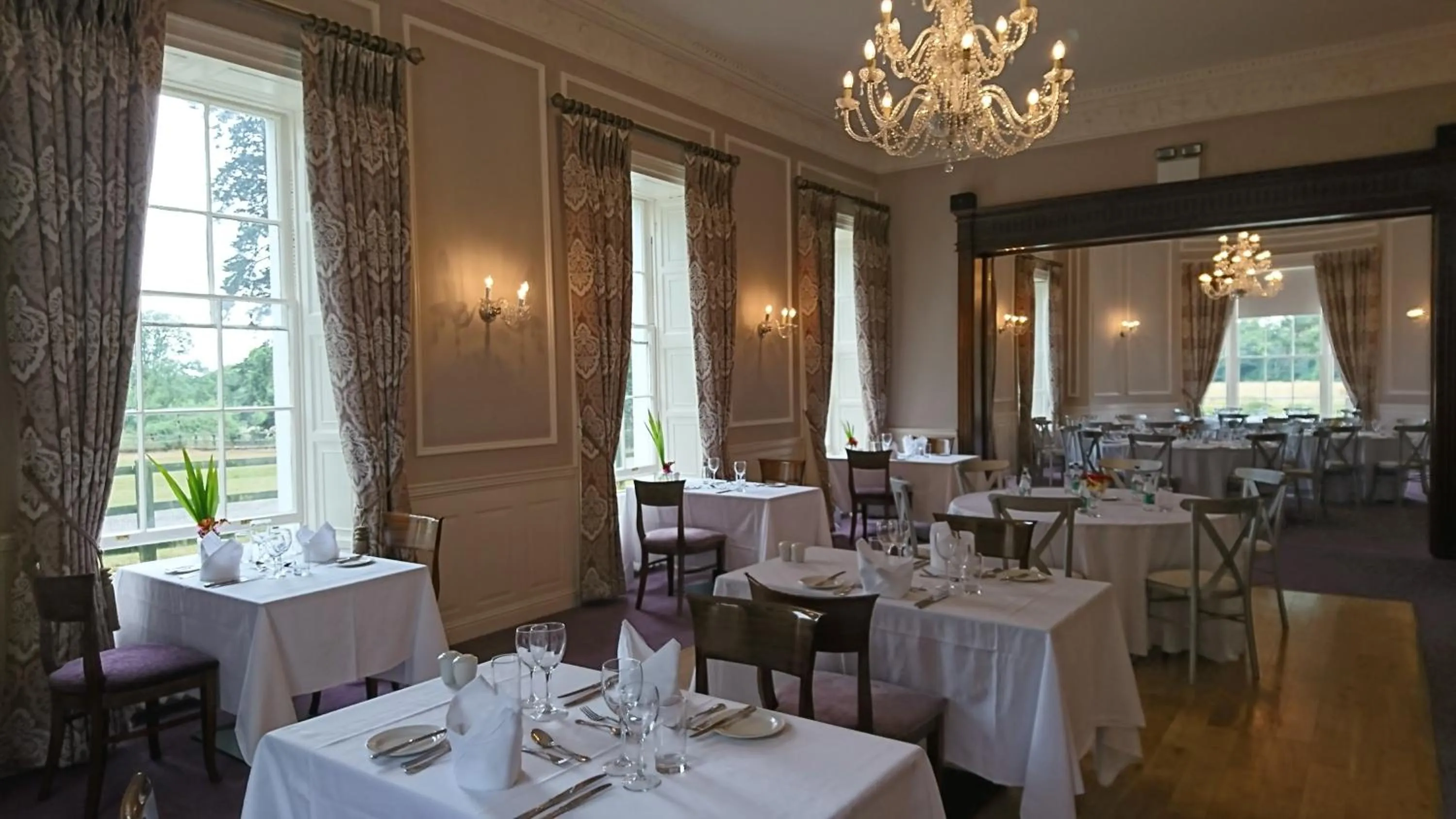 Restaurant/places to eat in Leixlip Manor Hotel