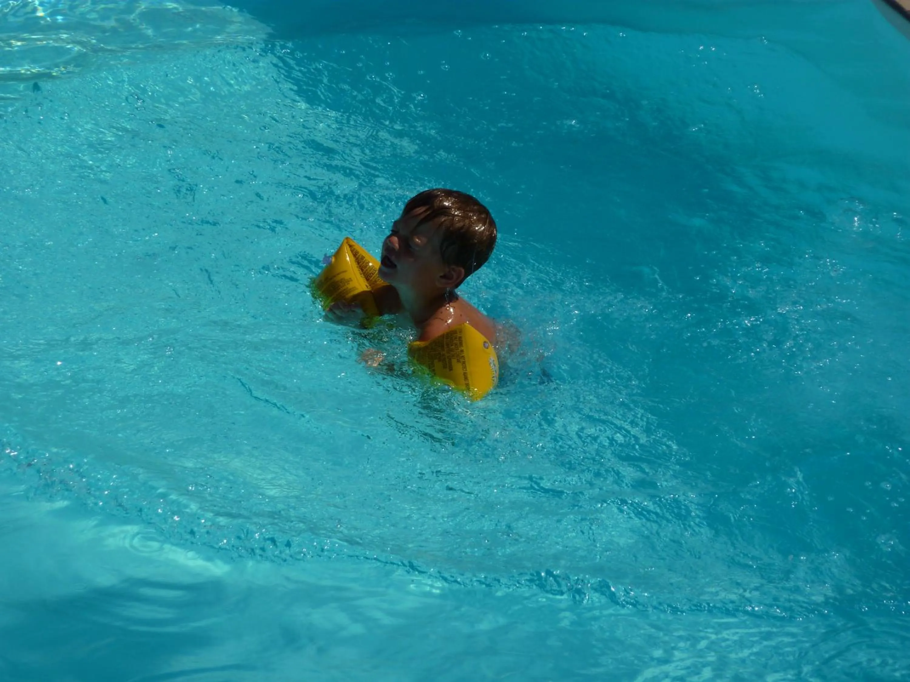 Swimming pool in Hotel Eolo
