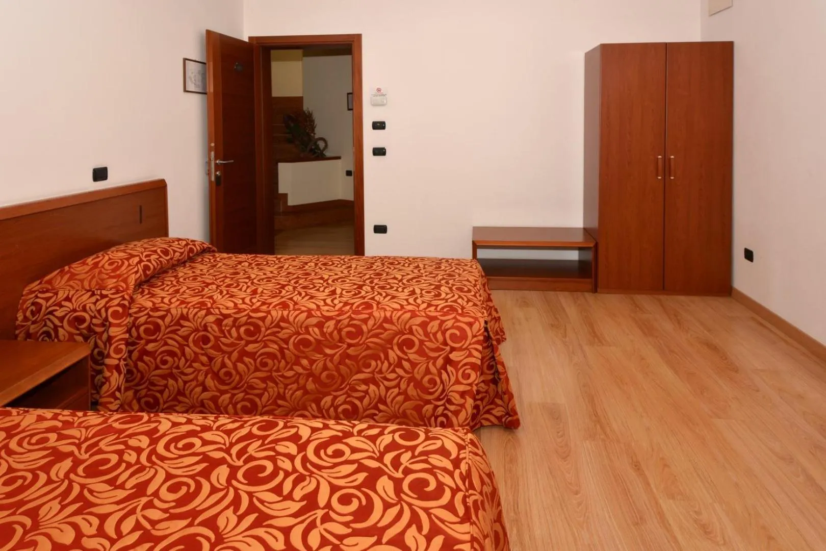 Photo of the whole room in Hotel Eolo