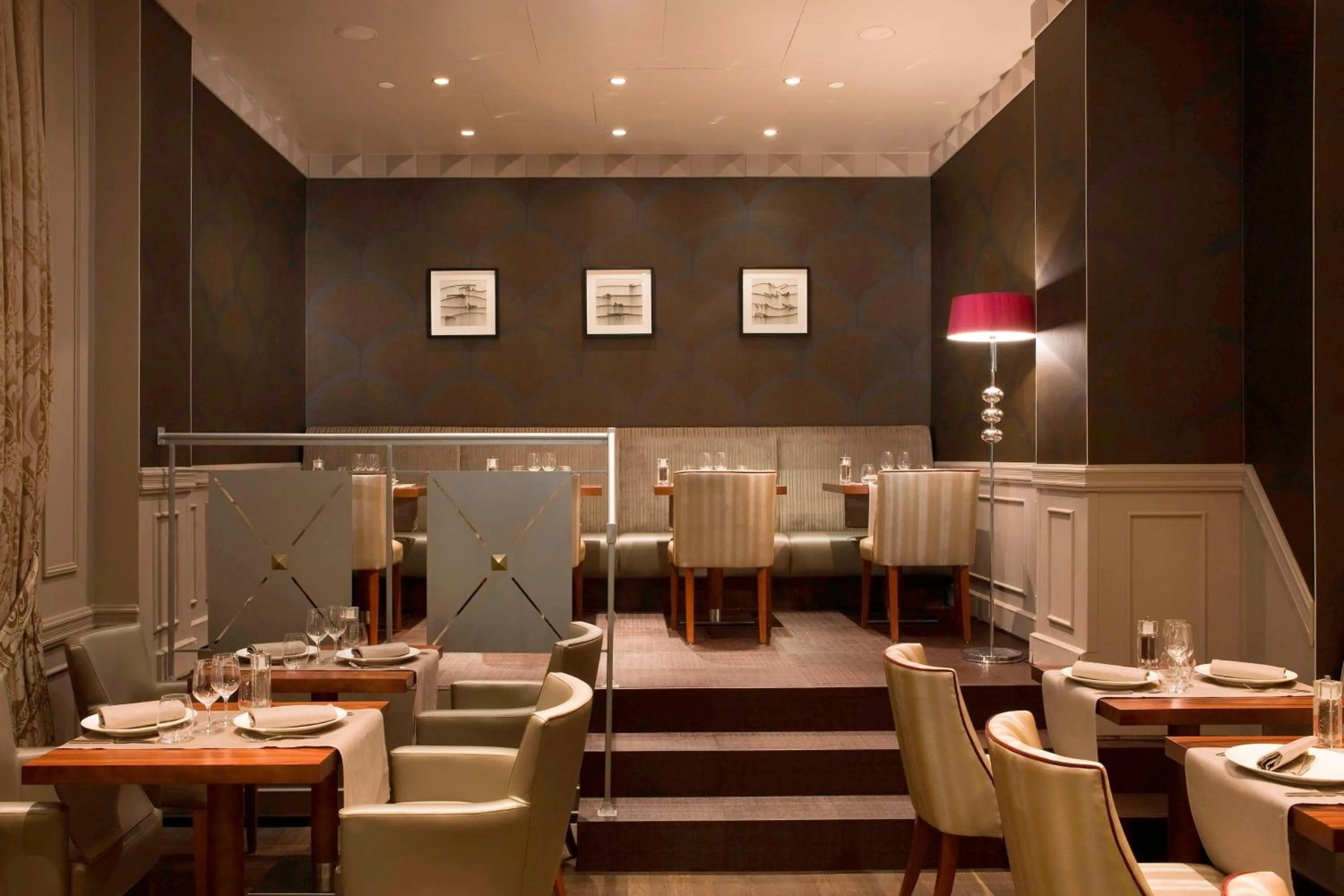 Restaurant/places to eat in Paris Marriott Opera Ambassador Hotel