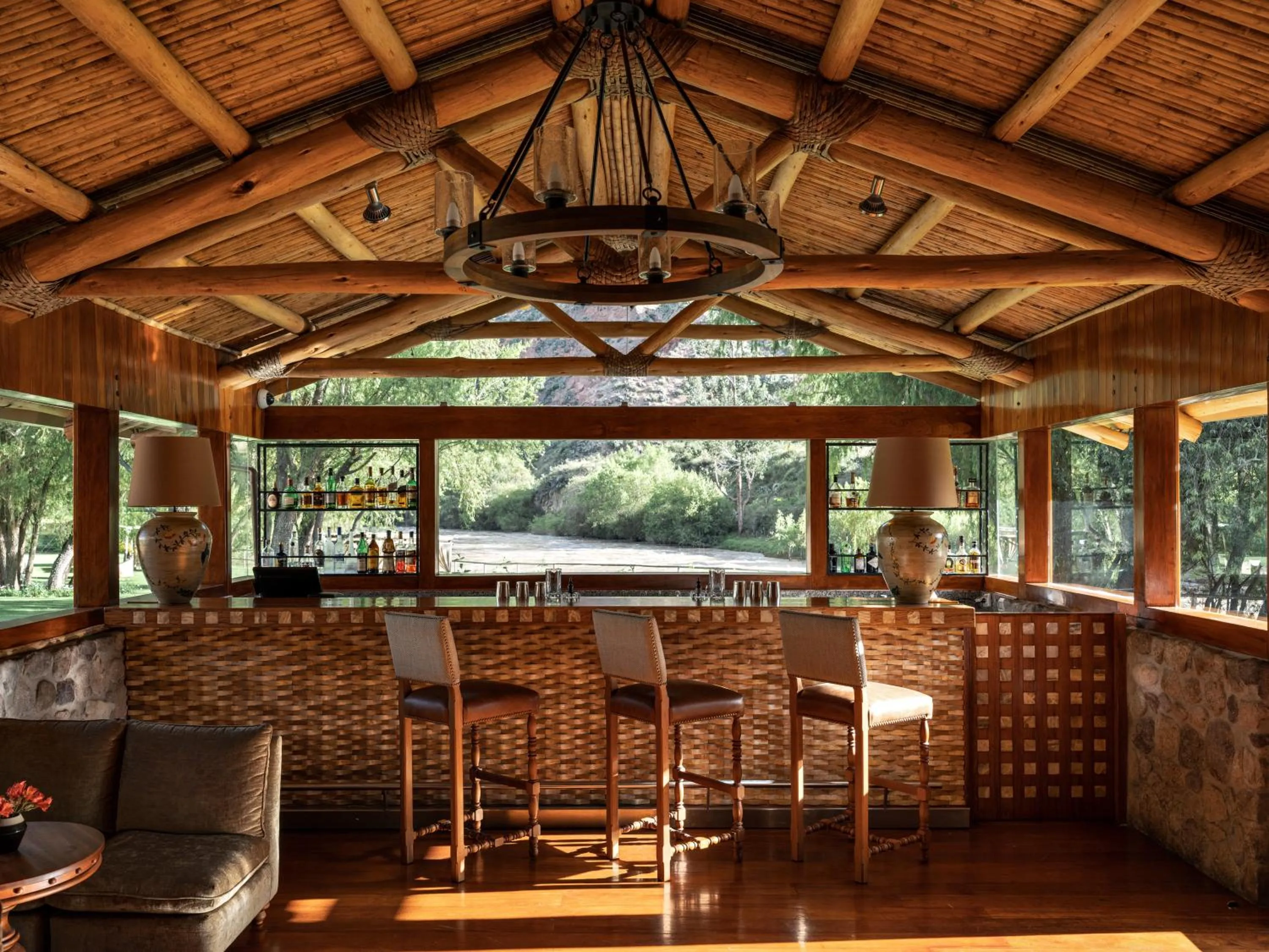 Lounge or bar in Rio Sagrado, A Belmond Hotel, Sacred Valley