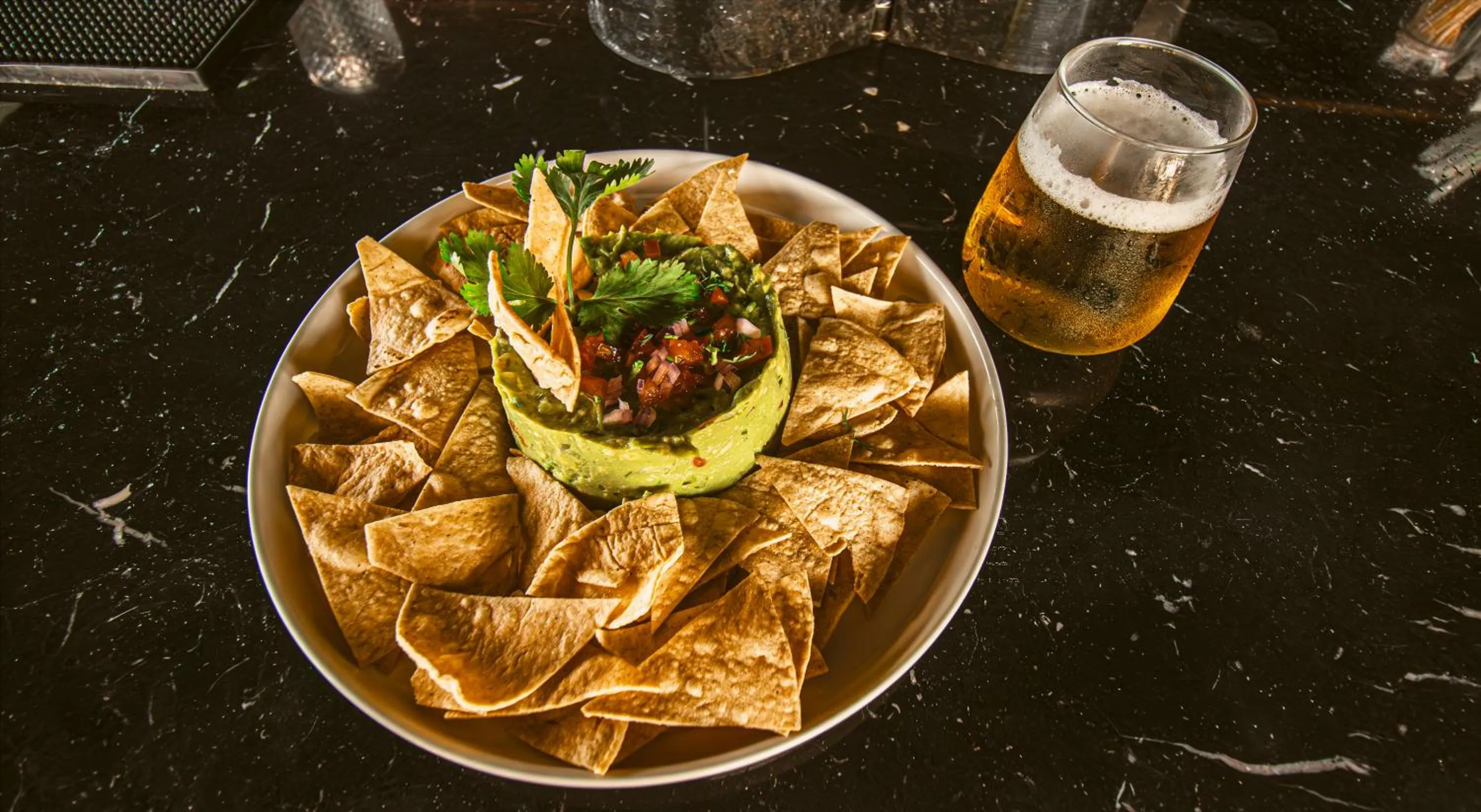 Restaurant/places to eat in IT Boutique Hotel & Restaurant