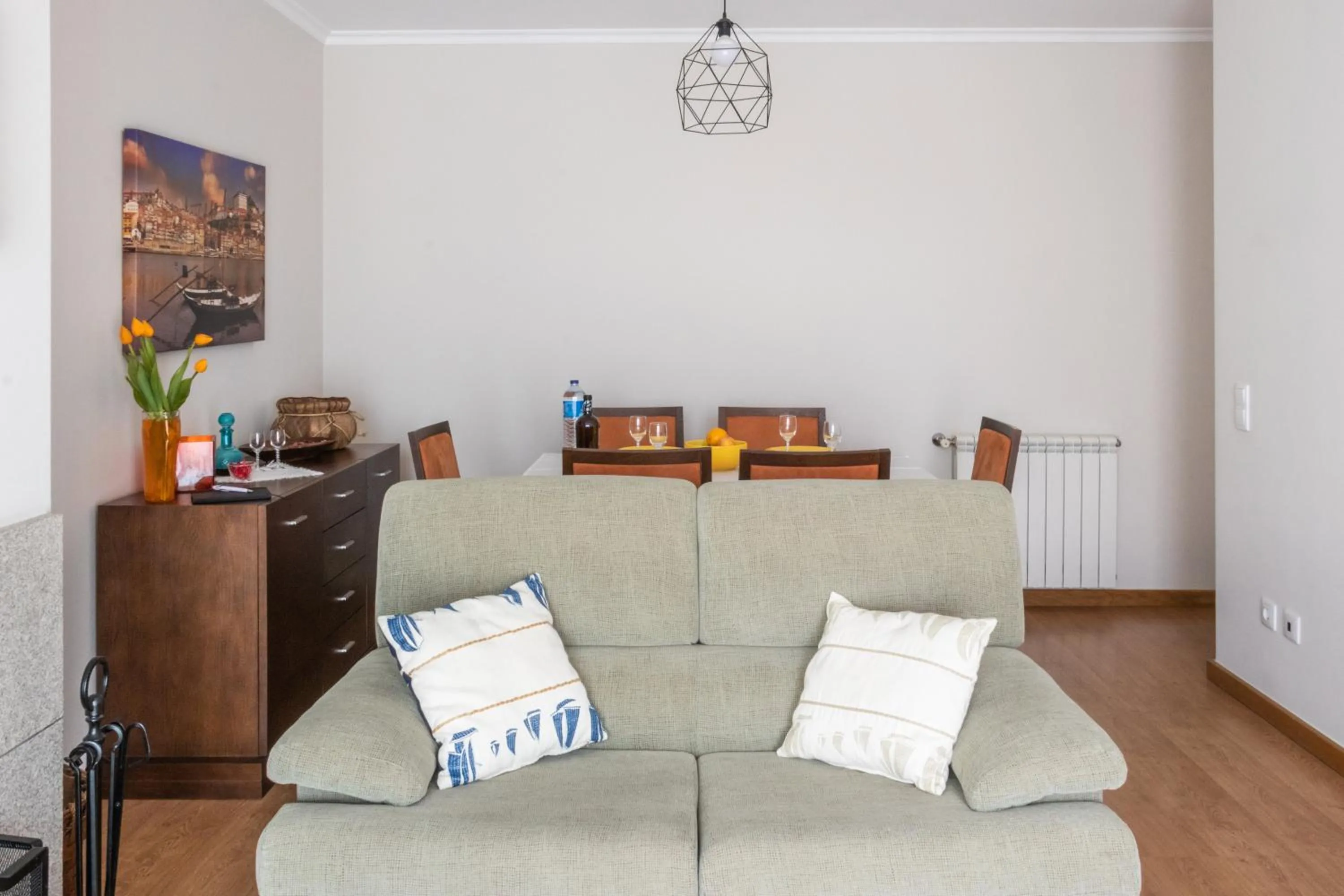 Living room in Madalena Beach Apartment by MP