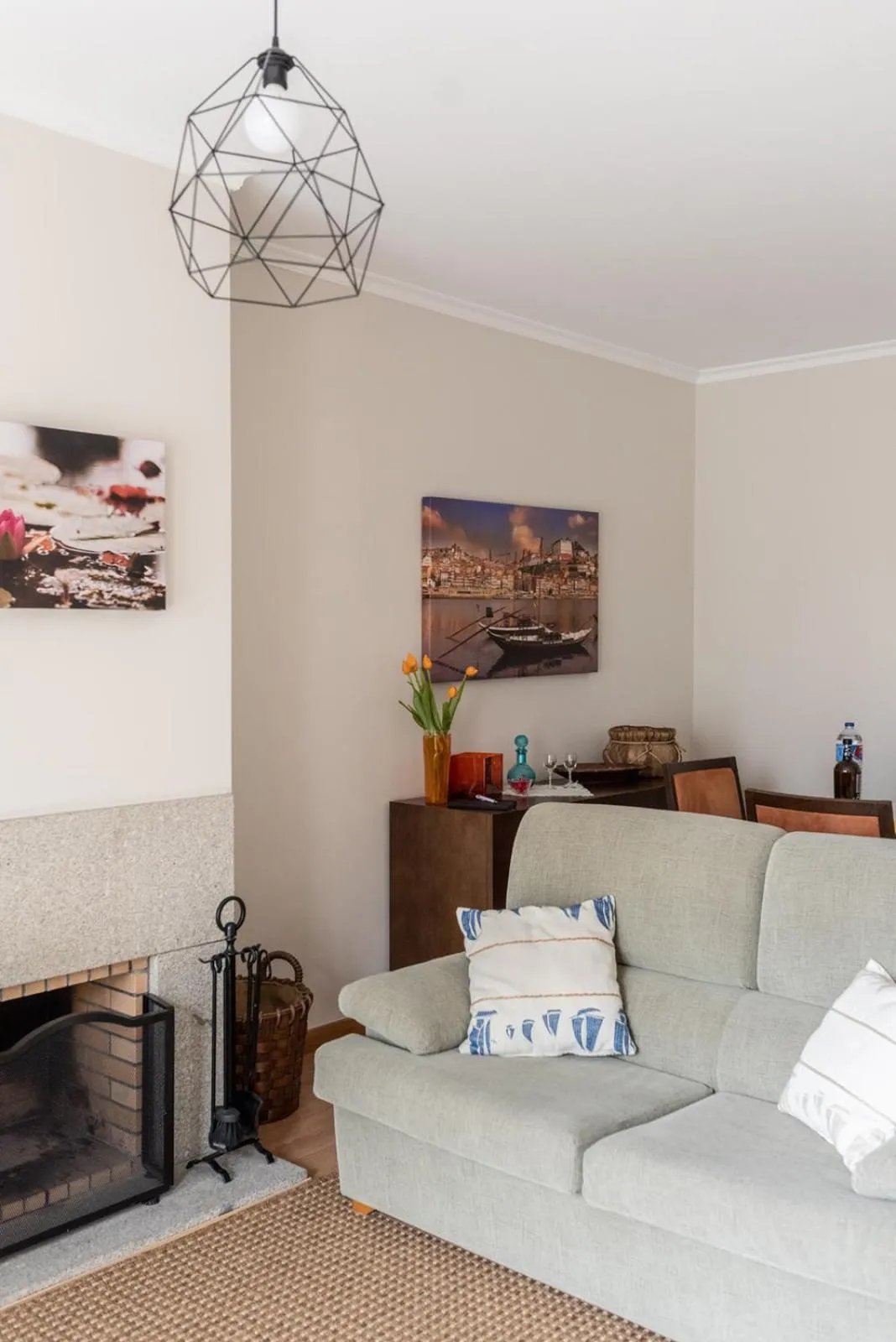 Living room in Madalena Beach Apartment by MP