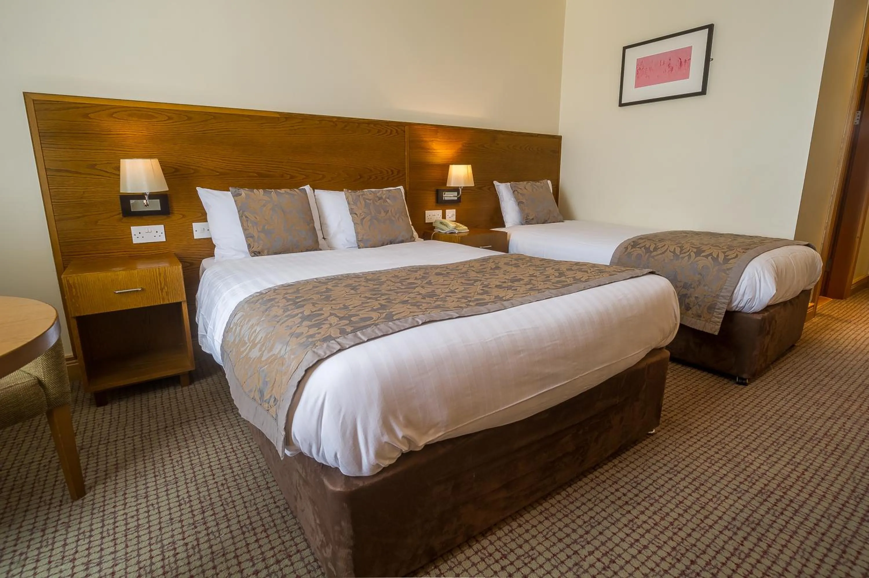 Bed in The Carraig Hotel