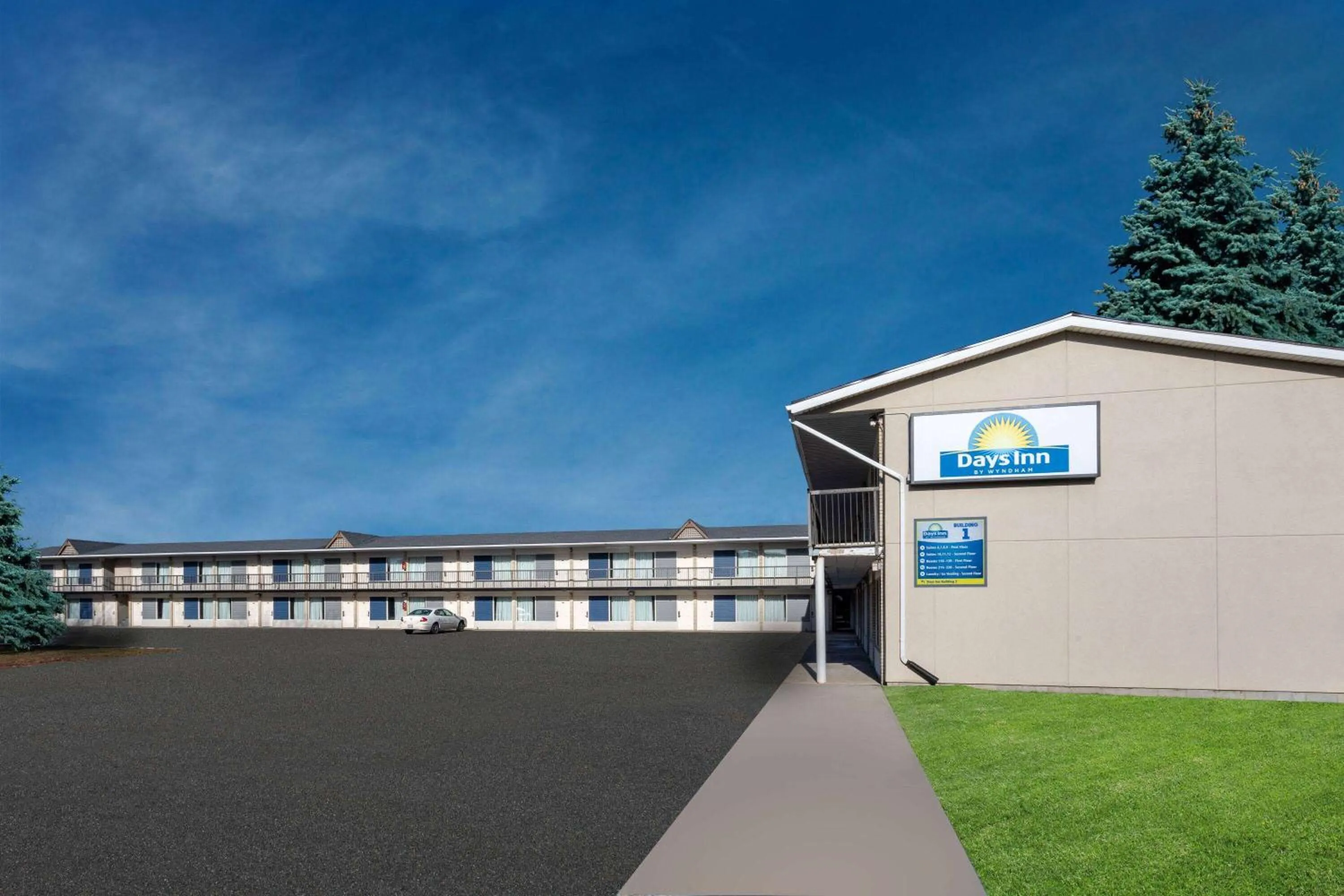 Property building in Days Inn by Wyndham Birch Run