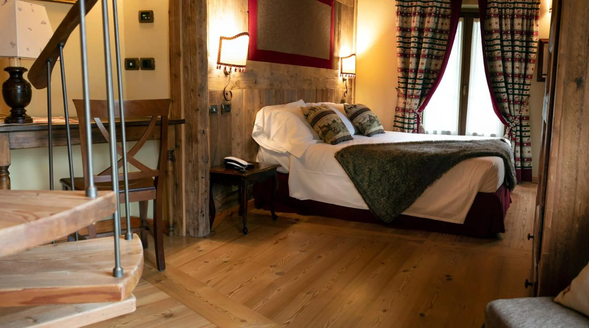 Laghetto Alpine Hotel & Restaurant