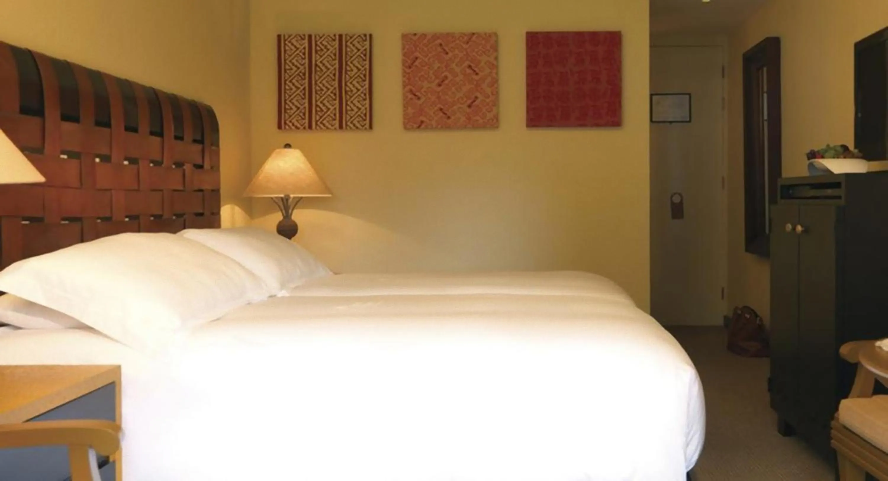 Photo of the whole room in Sanctuary Lodge, A Belmond Hotel, Machu Picchu