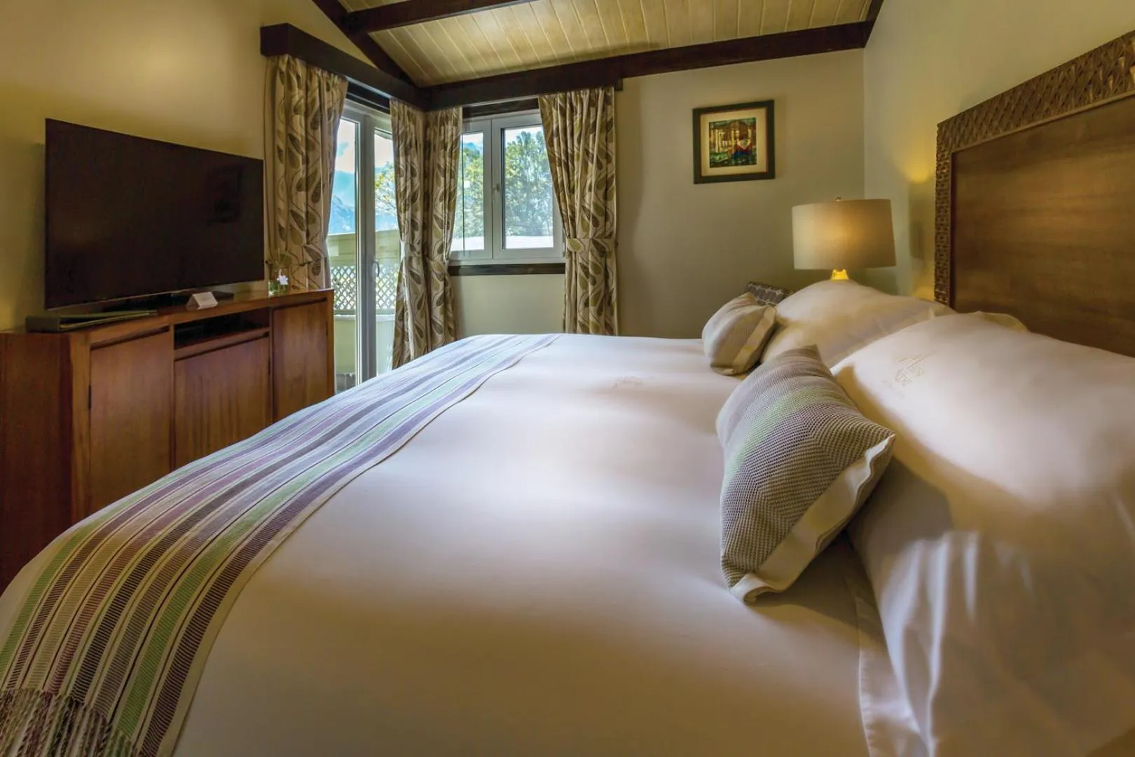 Bed in Sanctuary Lodge, A Belmond Hotel, Machu Picchu