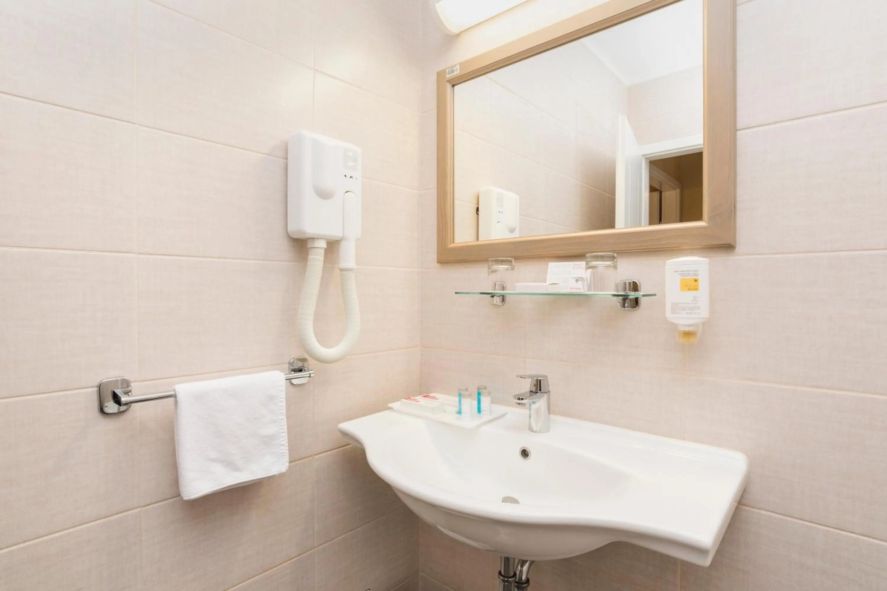 Bathroom in Apartments Amfora Plava Laguna