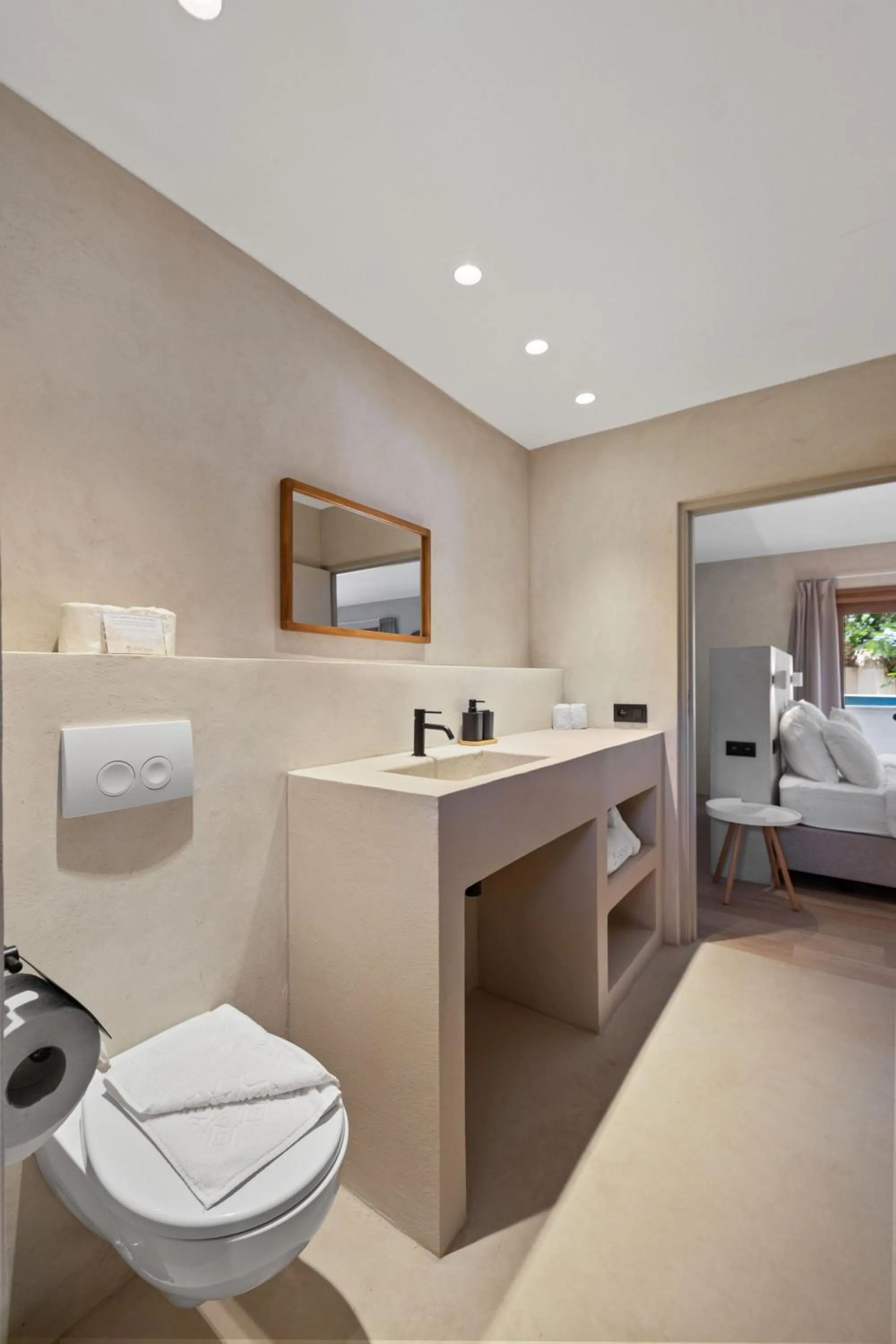 Bathroom in Sorobon Luxury Beach Resort