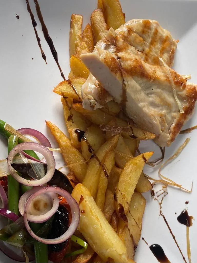 Food in Motel Cincis