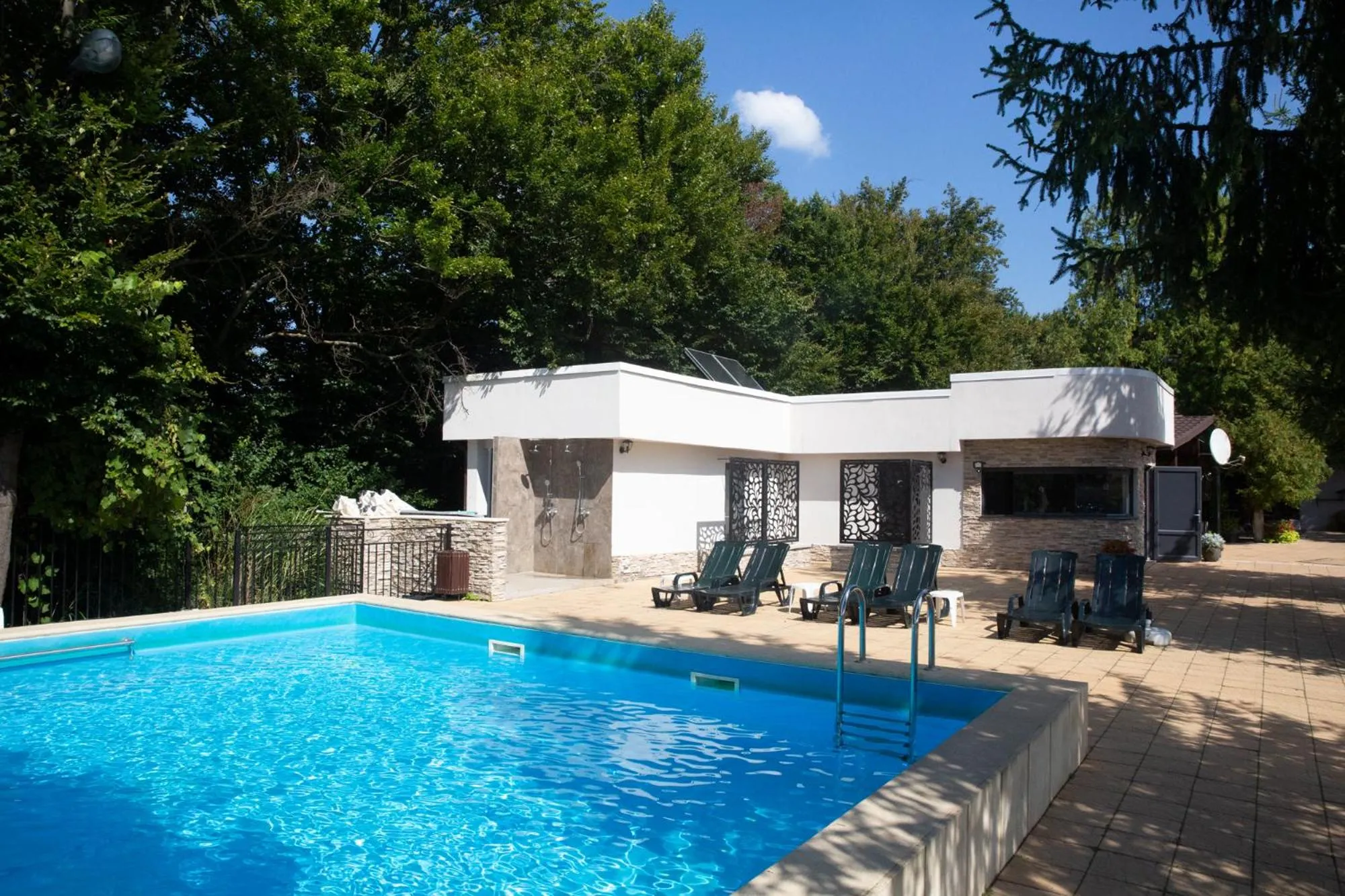 Beach in Motel Cincis