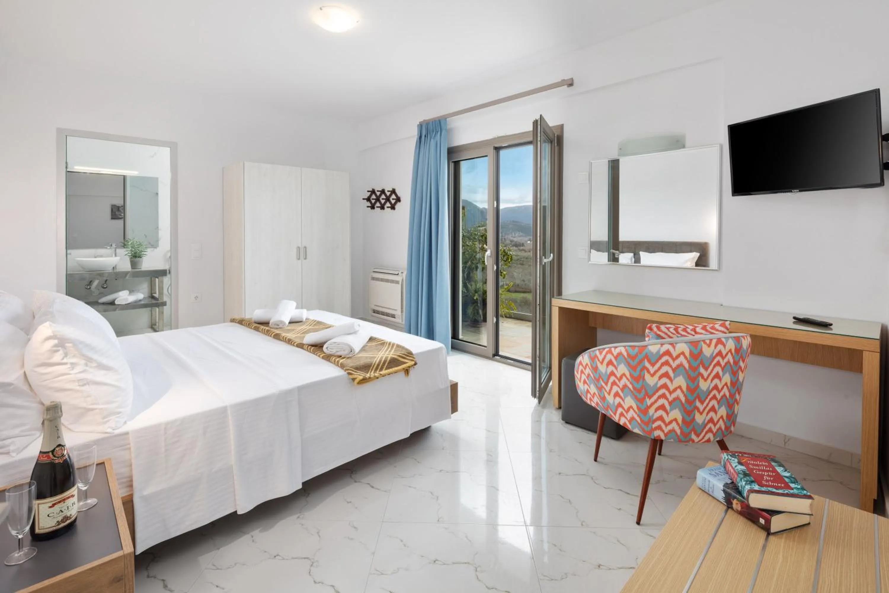 Bedroom, Bed in Fundana Villas