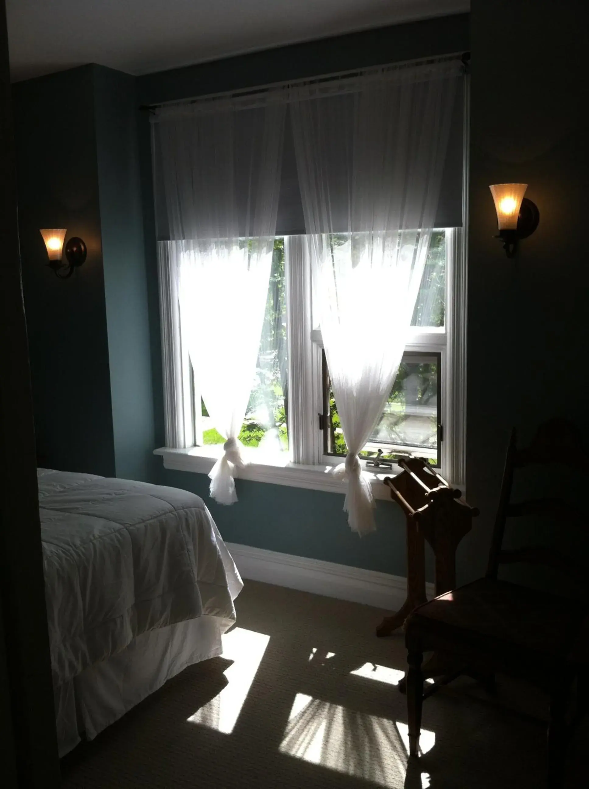 Deluxe Double Room in Sir Edgar House B&B Deluxe Double Room in Sir Edgar House B&B