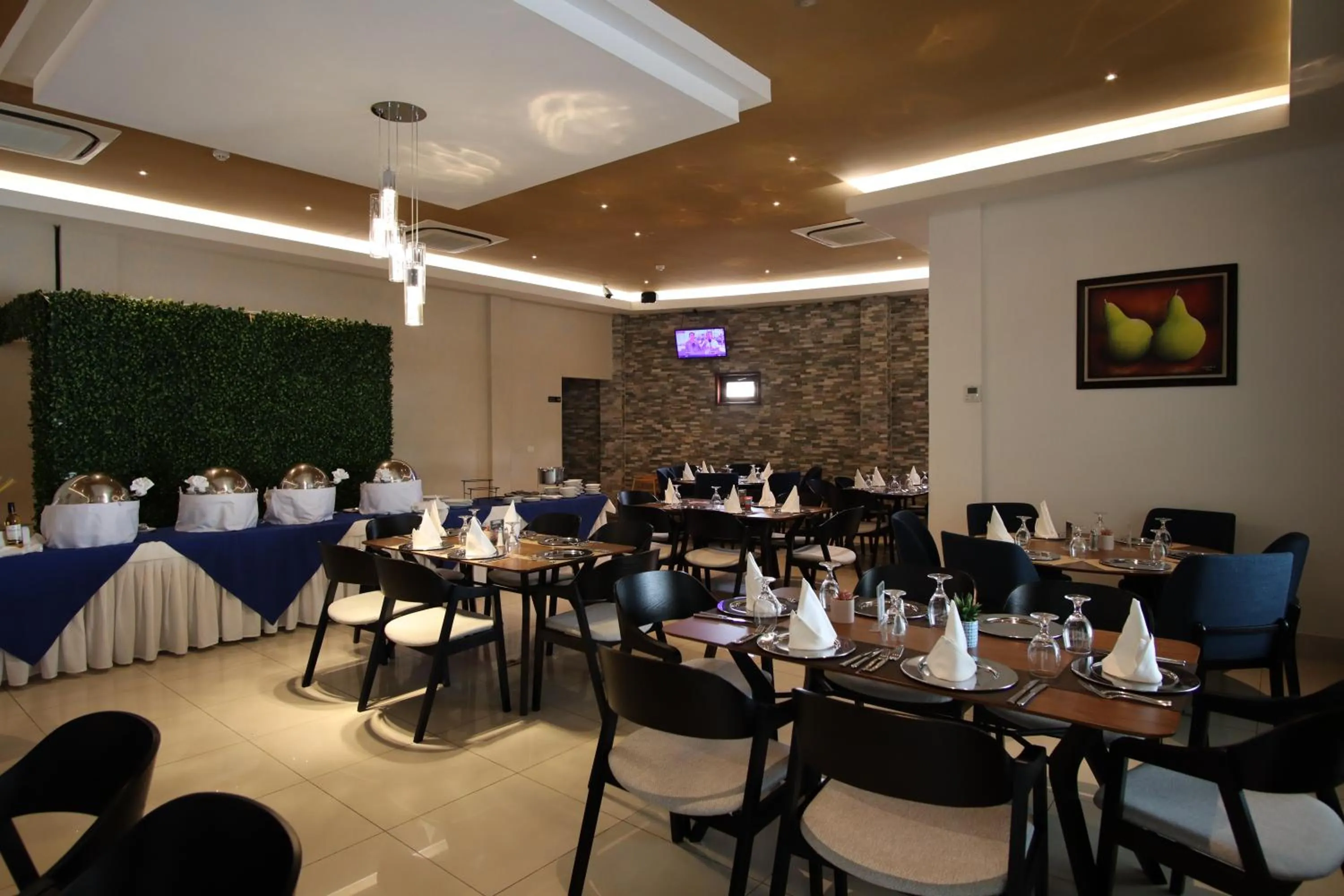 Restaurant/places to eat in Hotel Agualcas