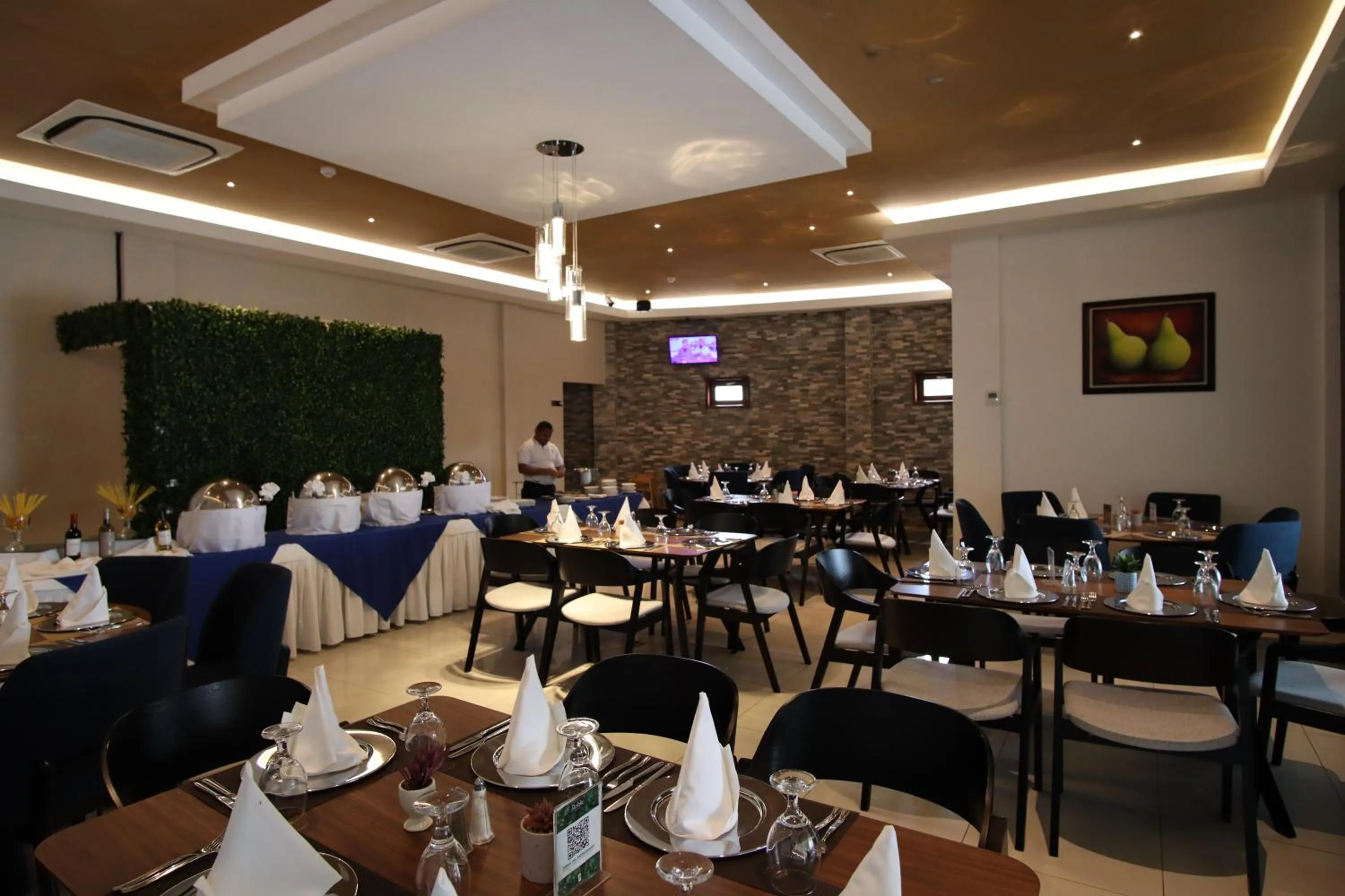 Restaurant/places to eat in Hotel Agualcas