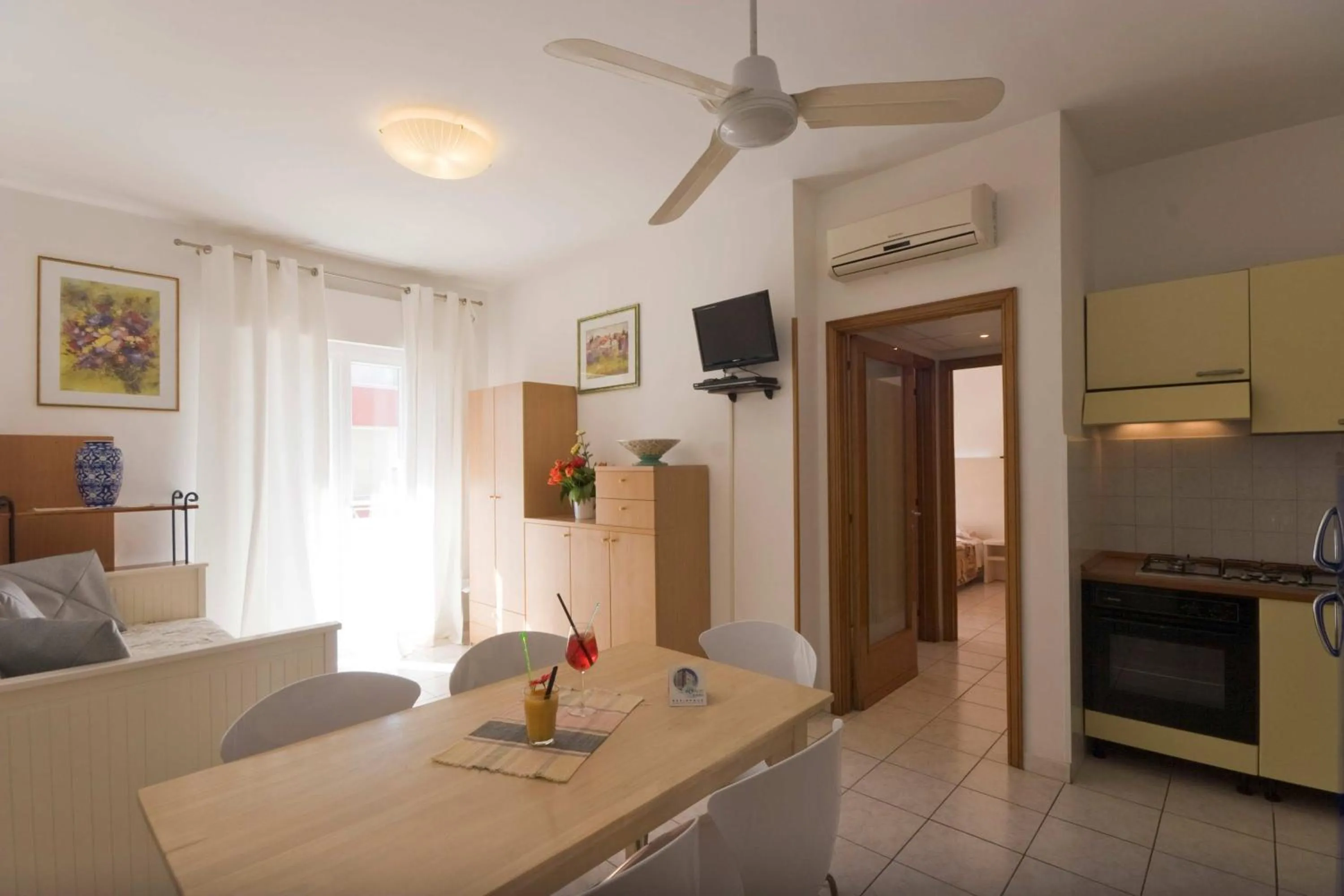 Dining area in Il Conero Mare
