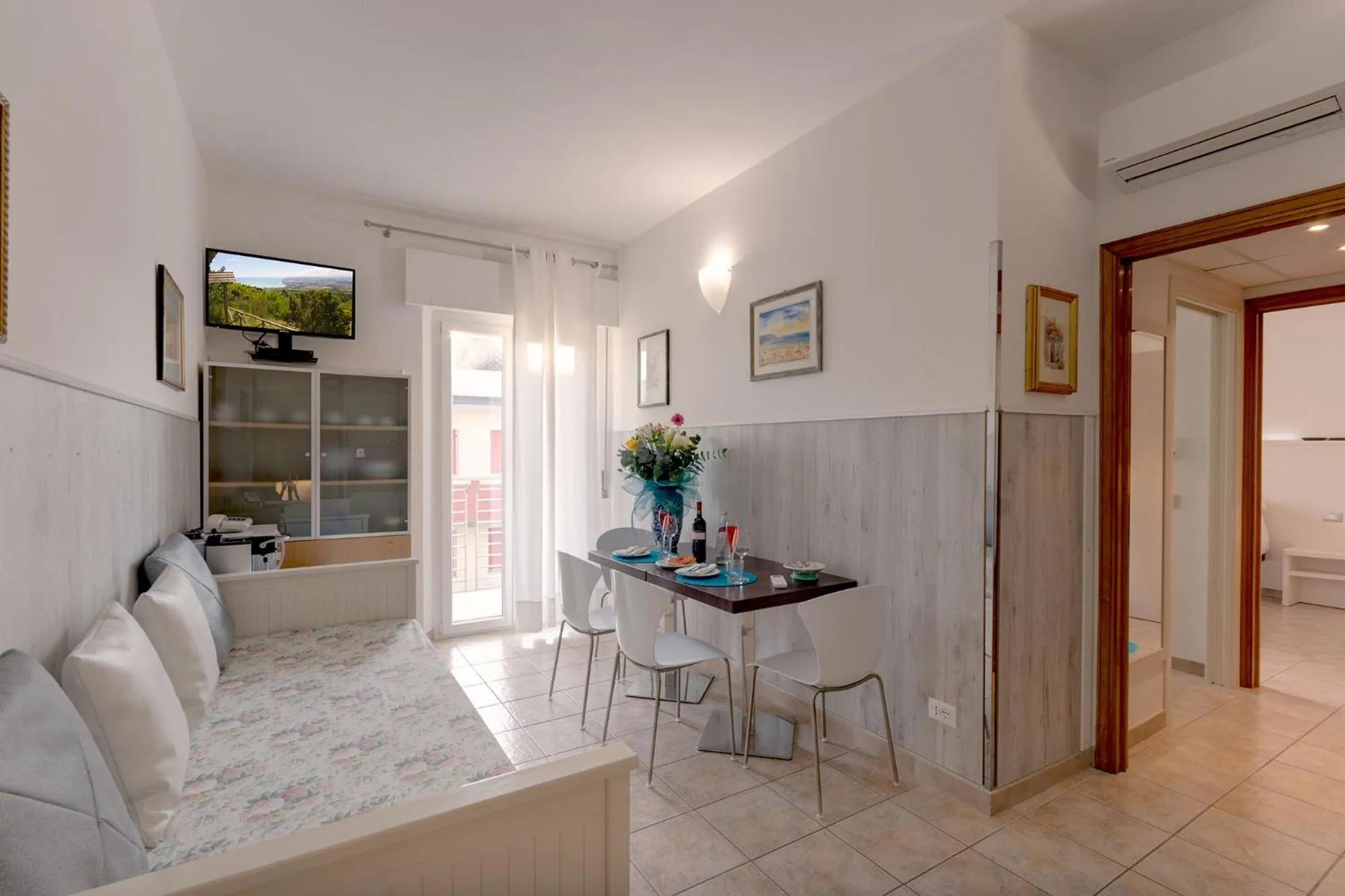 Dining area in Il Conero Mare