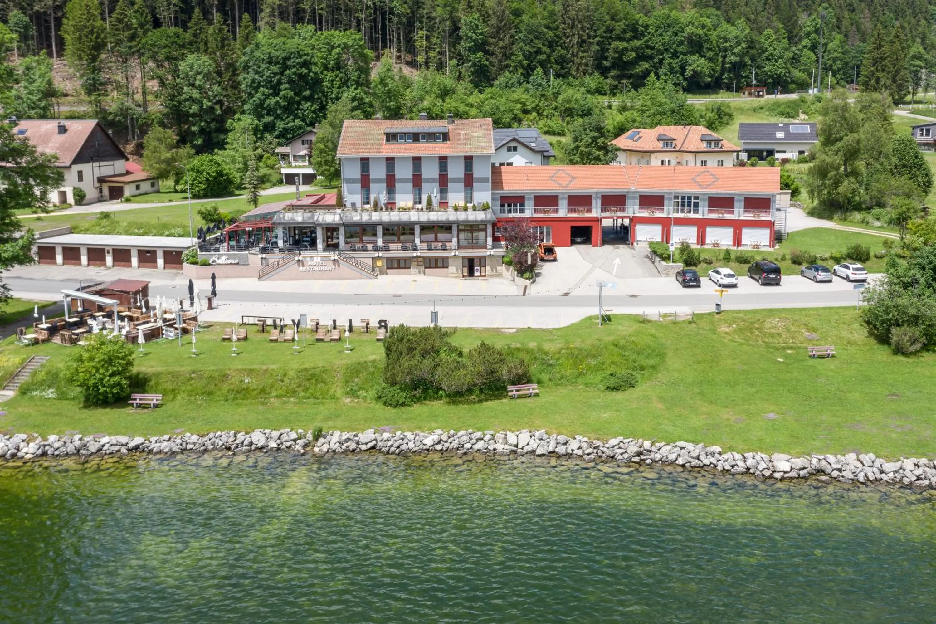 Property building in Bellevue le Rocheray