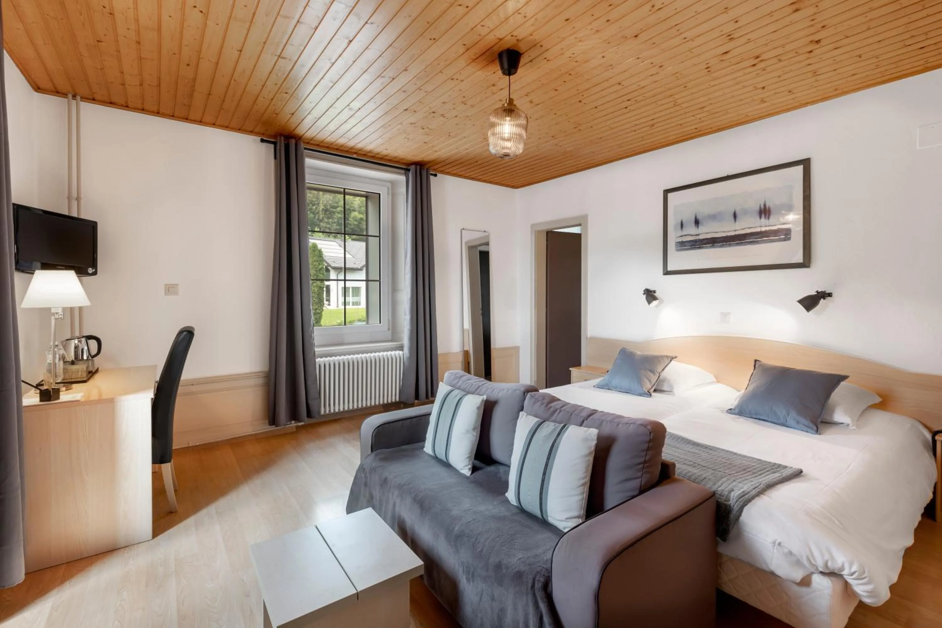 Photo of the whole room, Bed in Bellevue le Rocheray