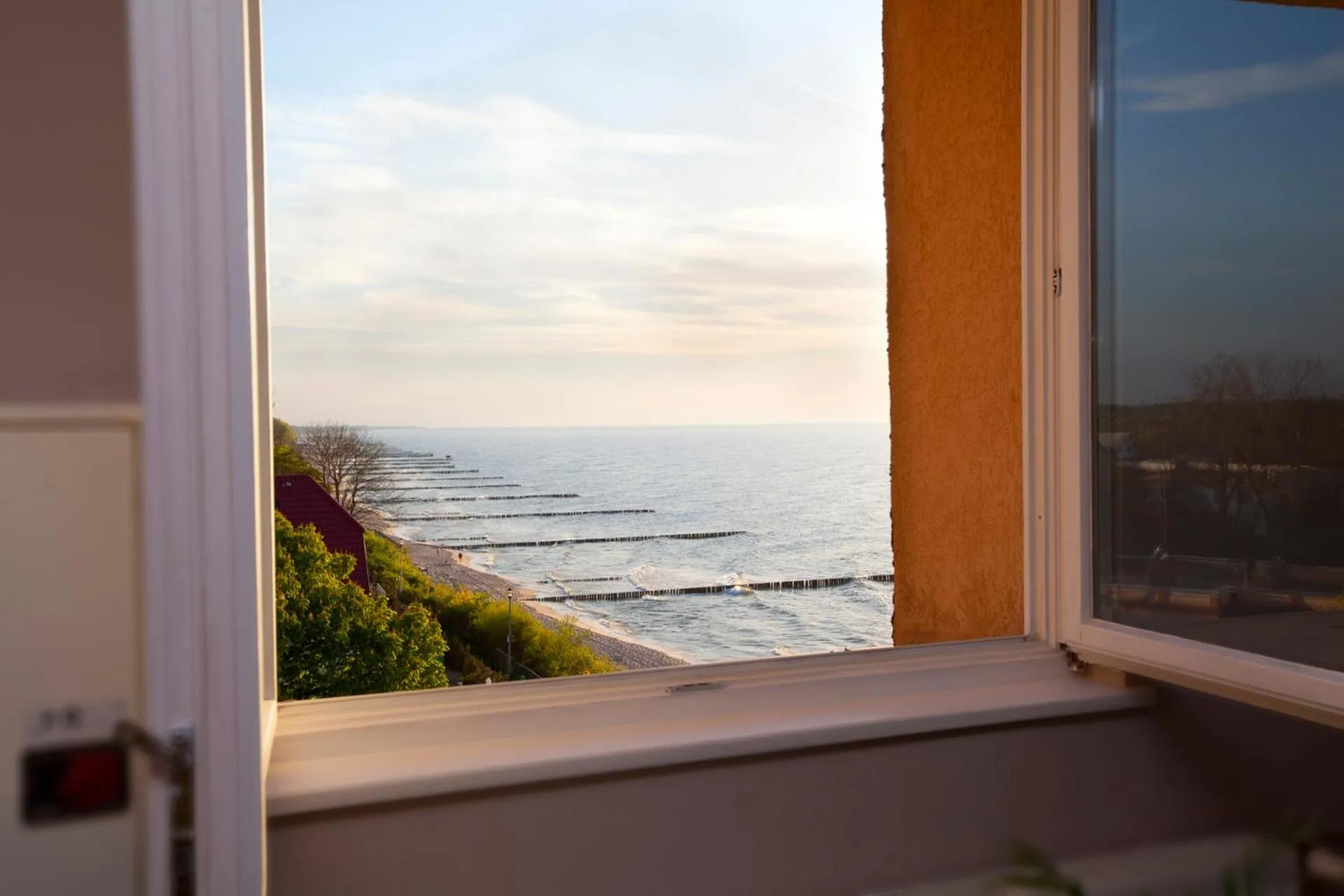 Day in Hotel Wodnik Twój Hotel z widokiem na morze